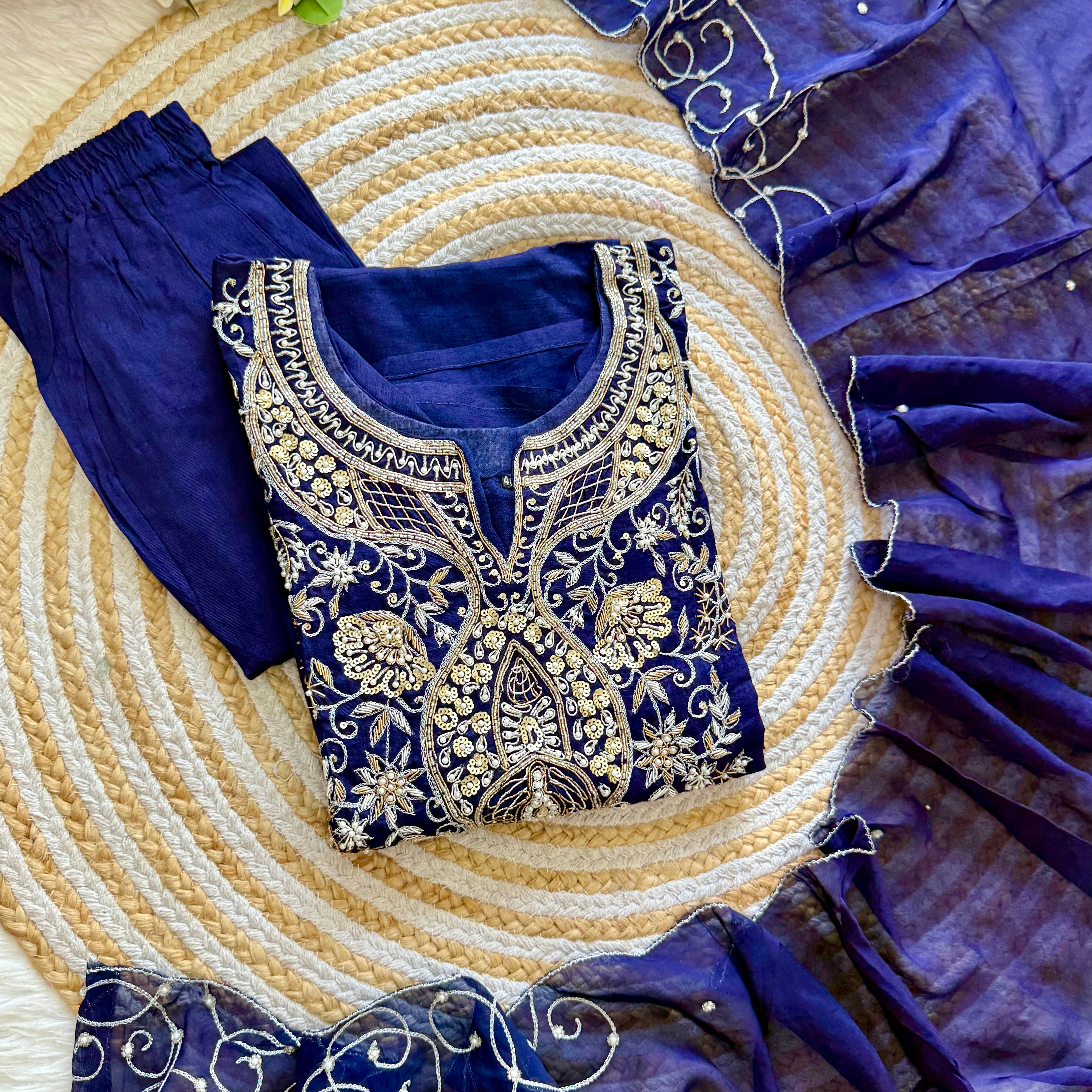 “SUZAIN” A very beautiful festival wear special blue set