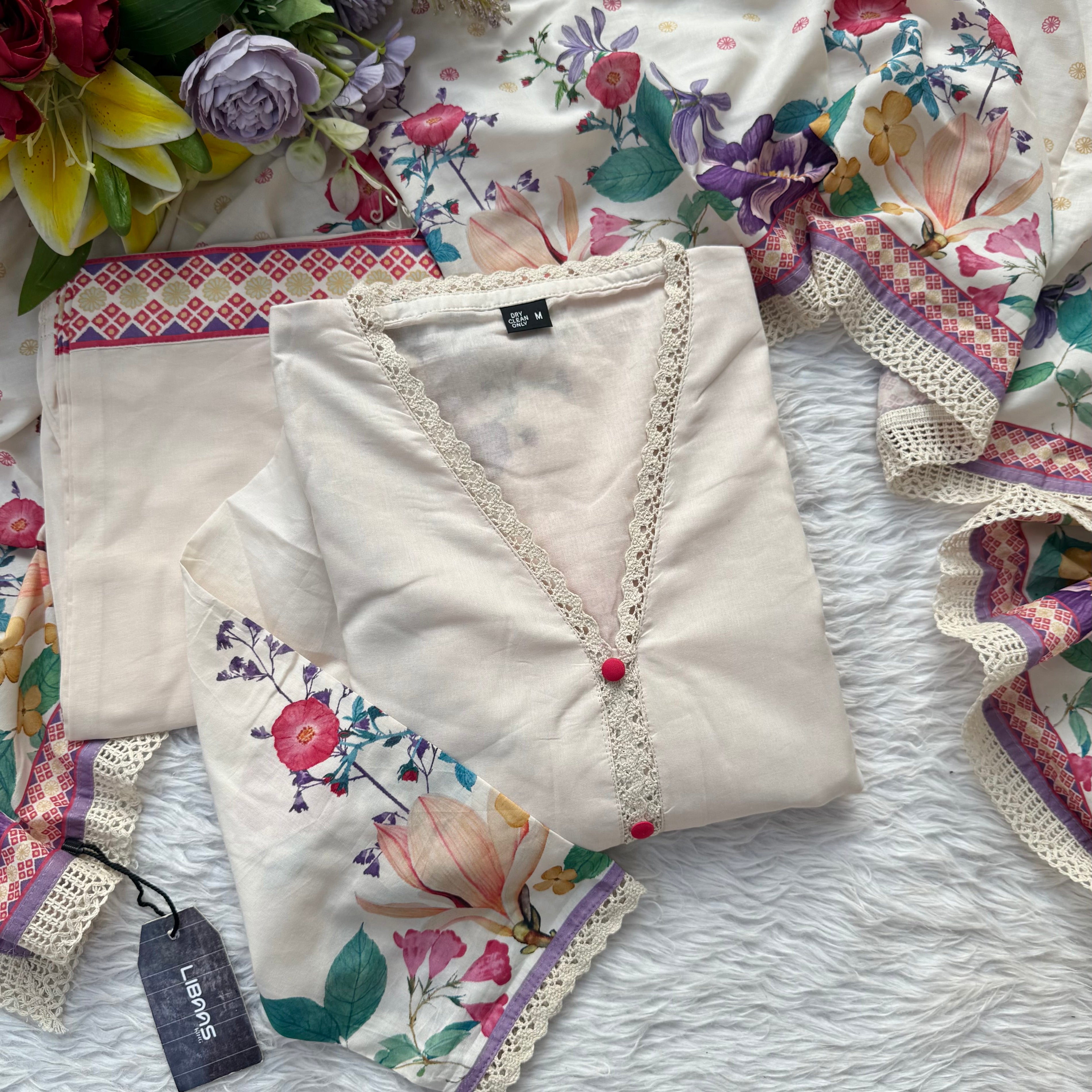 “BHOOMI" Premium mul cotton kurti pant with dupatta set