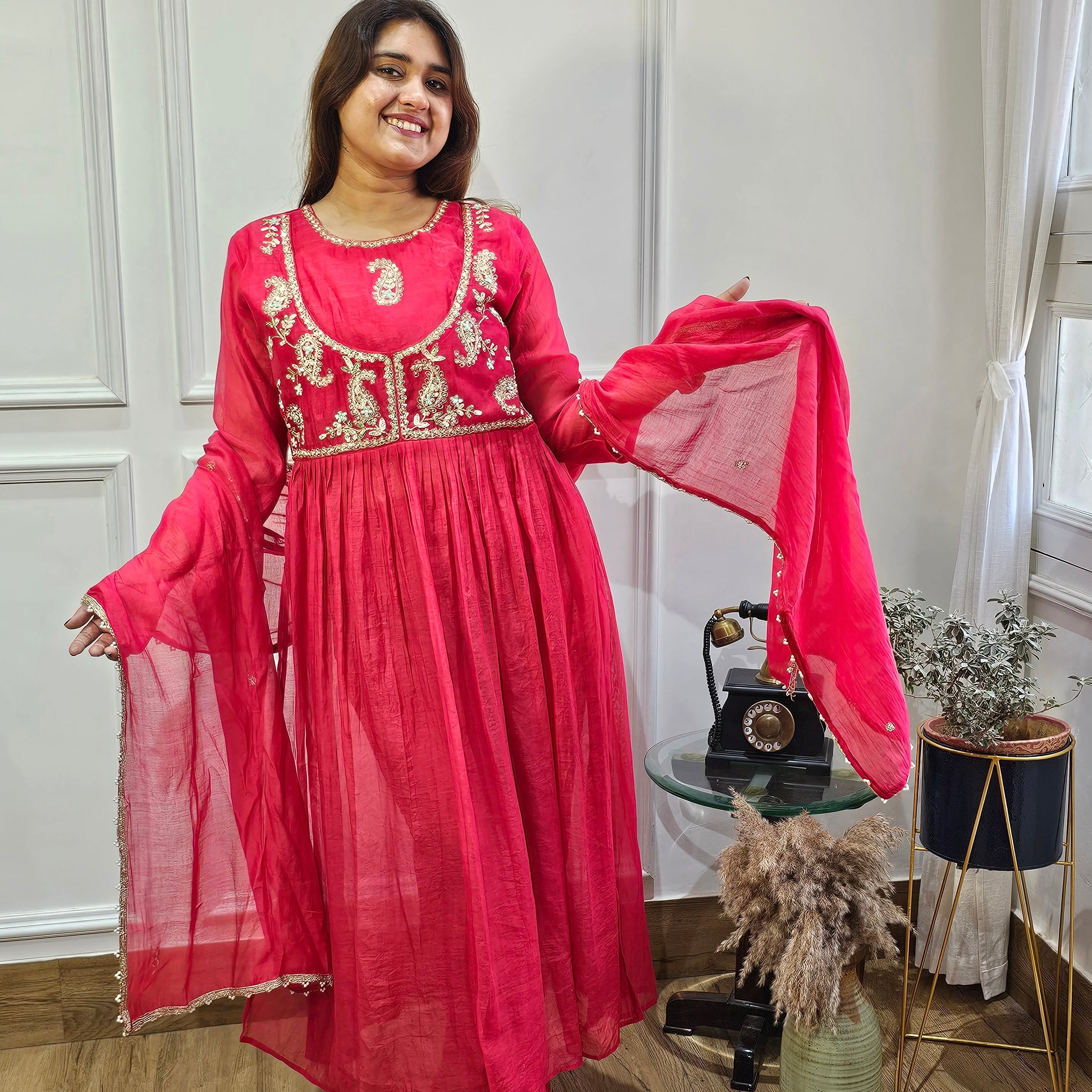 “MAITHALI” Beautiful side cut Mul Chanderi dress