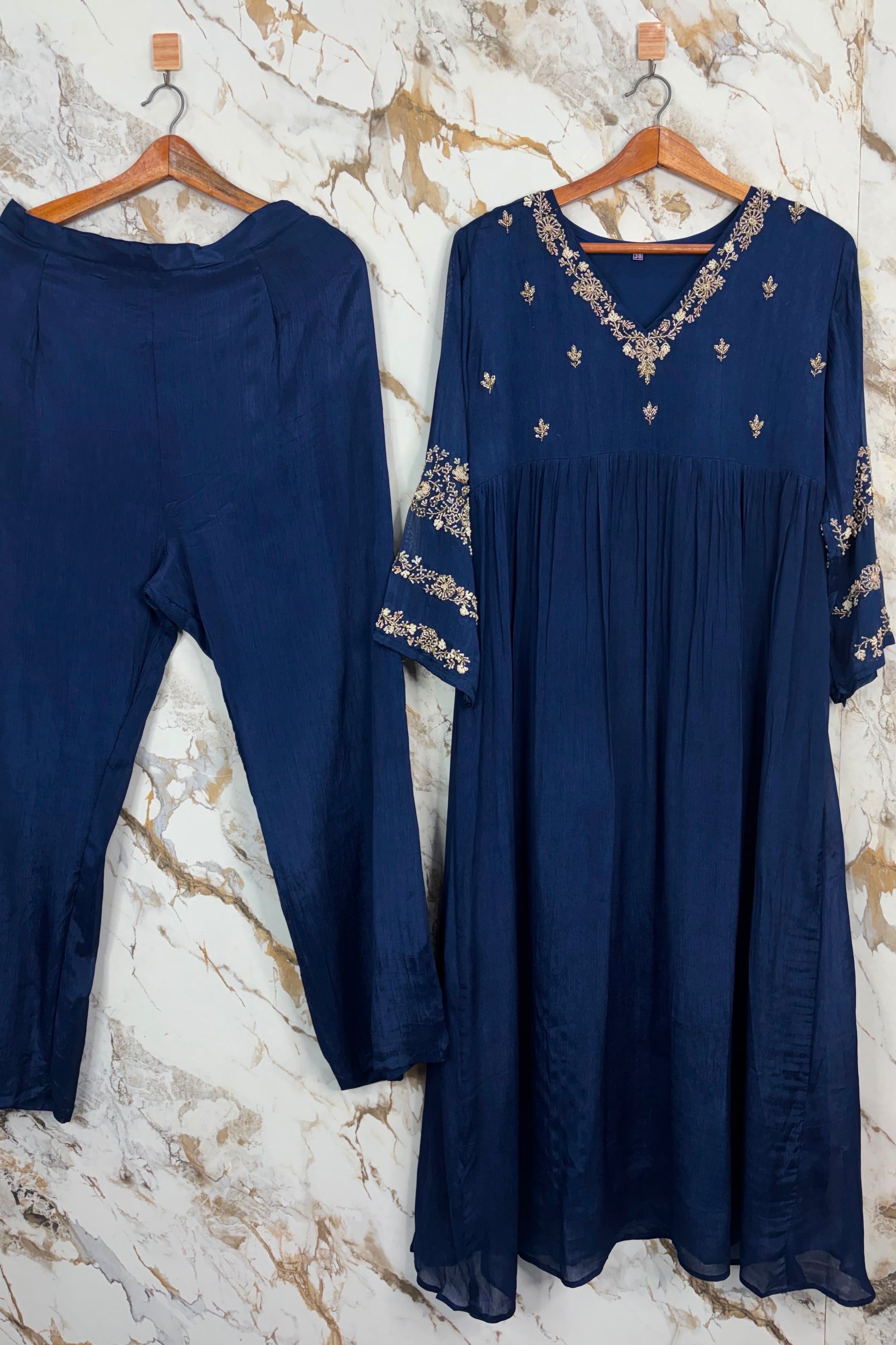 “Az026” Premium Party Wear Chinnon Anarkali Suit set 🛍️