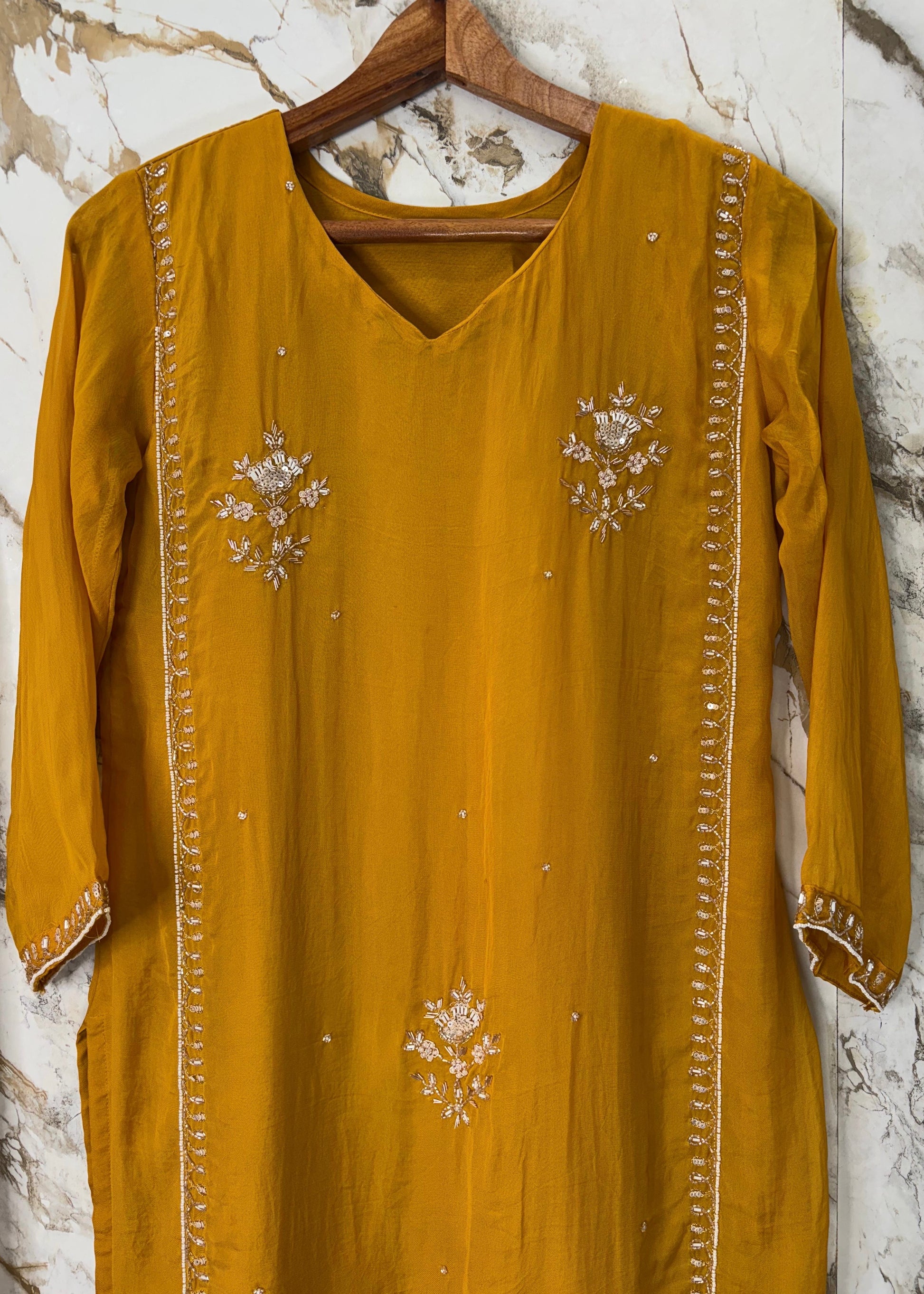 “Ujjwal” Trending Organza Viscose Suit set 🛍️