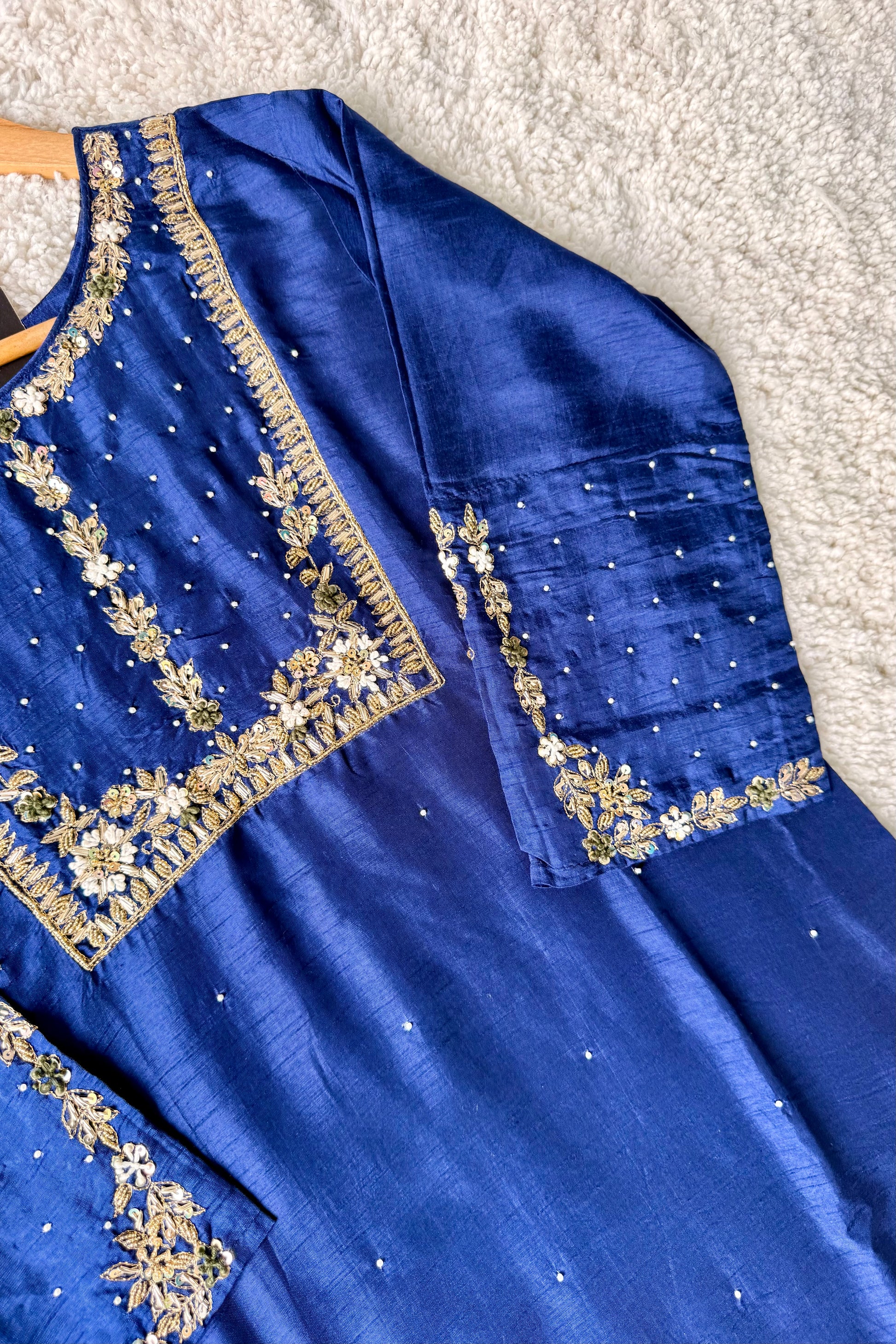 “ALKA” A very beautiful Blue piece with zardozi & zari handwork set