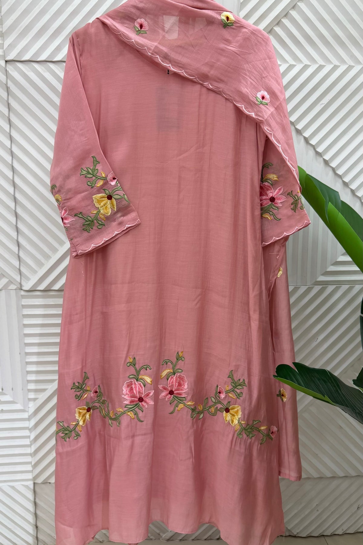 ✨Aarika - Surat mul chanderi Embroidered A Line Kurta Set