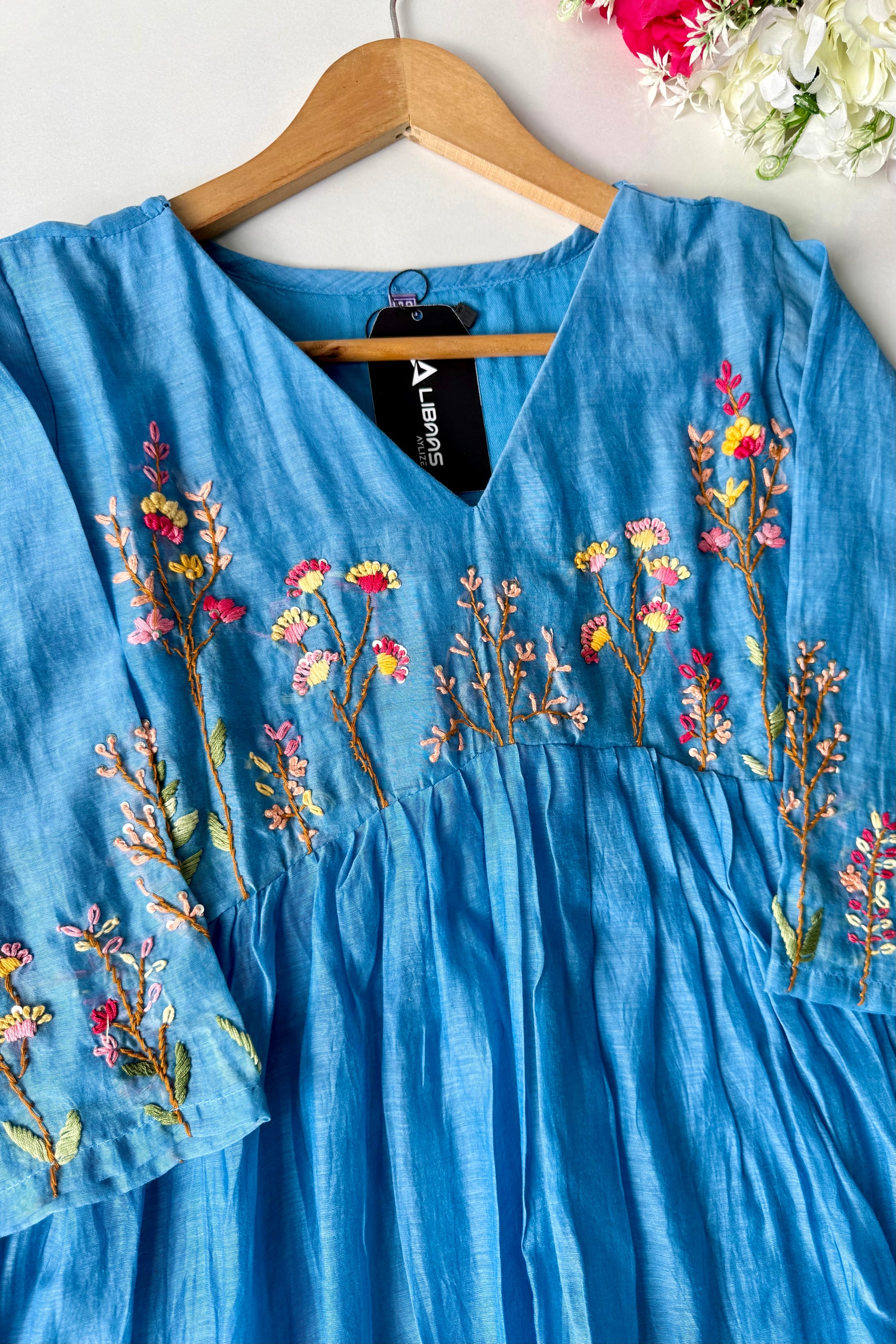 💙AYRA- Azure Blue Mul Chanderi Thread Work Anarkali Kurta Set