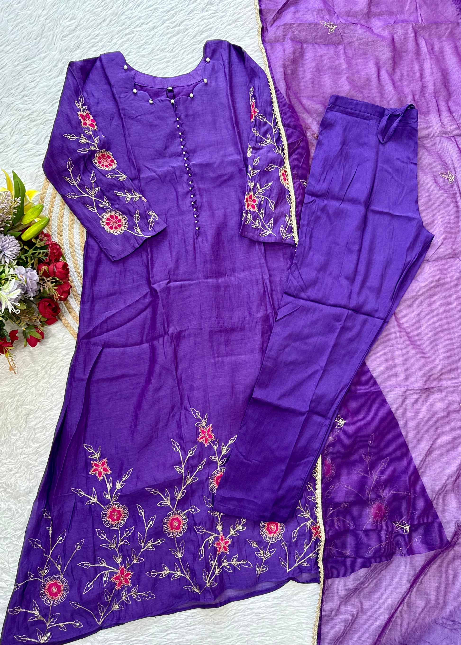“FIDA” Premium Mul Chanderi Daman work anarkali suit set