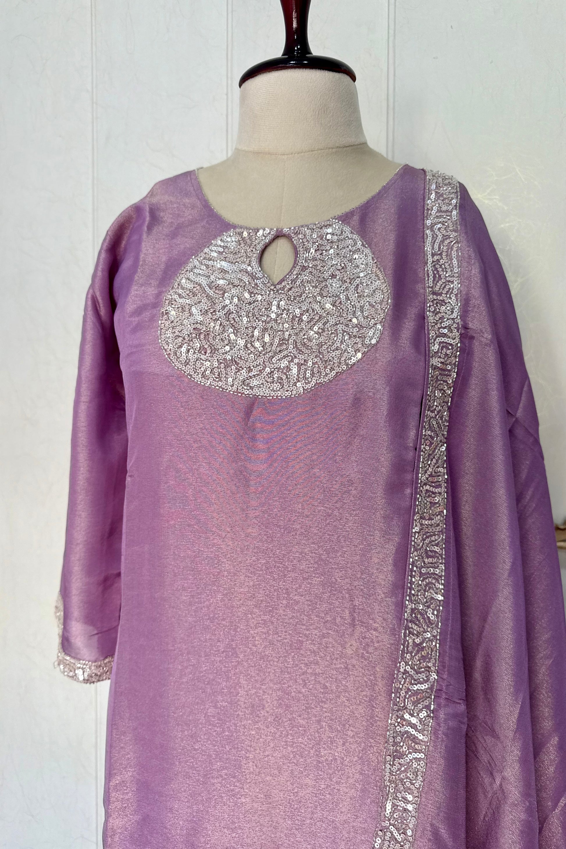 “SHINE” Beautiful Lavender with gold tone shimmer tissue kurta set