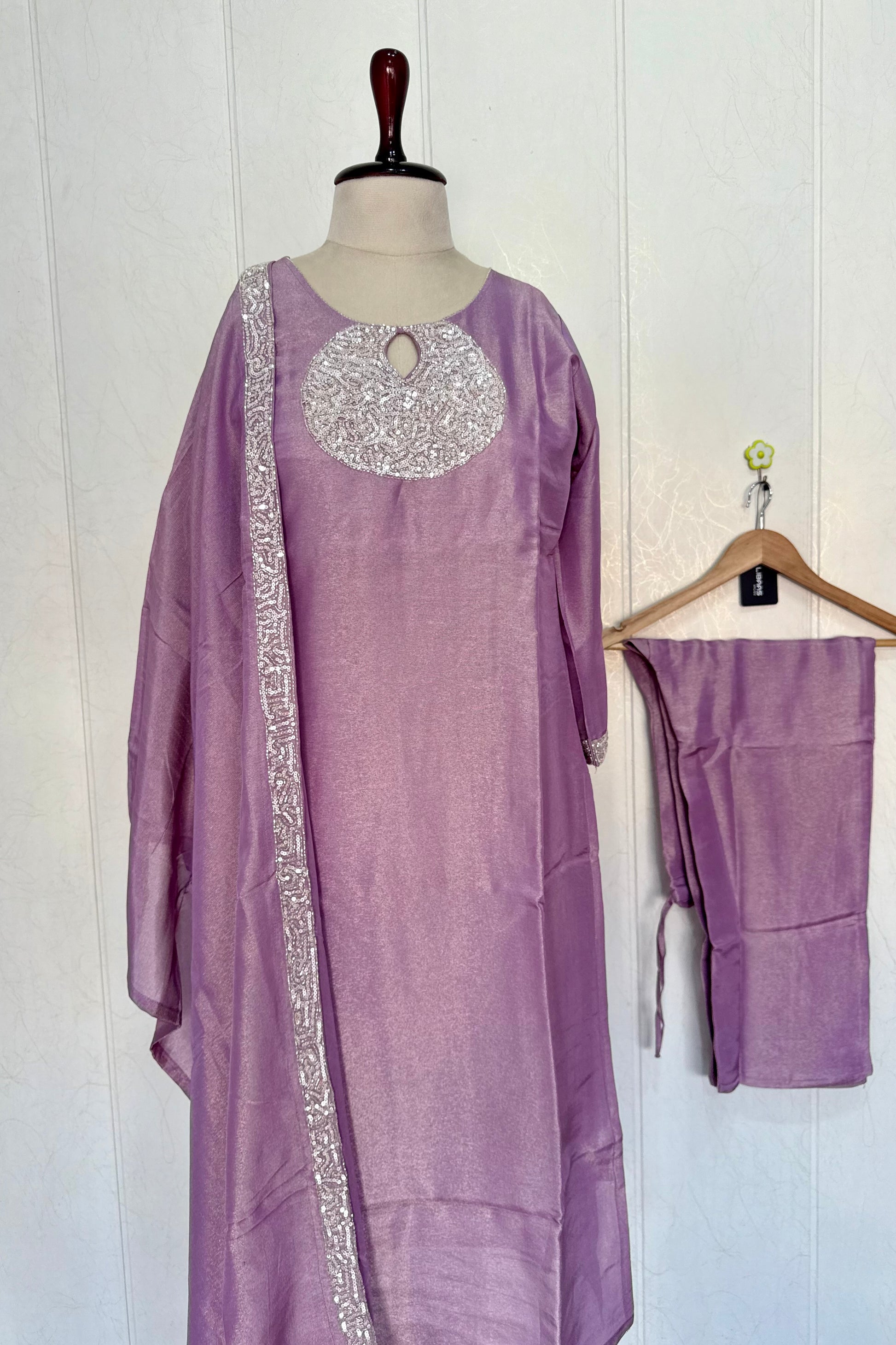 “SHINE” Beautiful Lavender with gold tone shimmer tissue kurta set