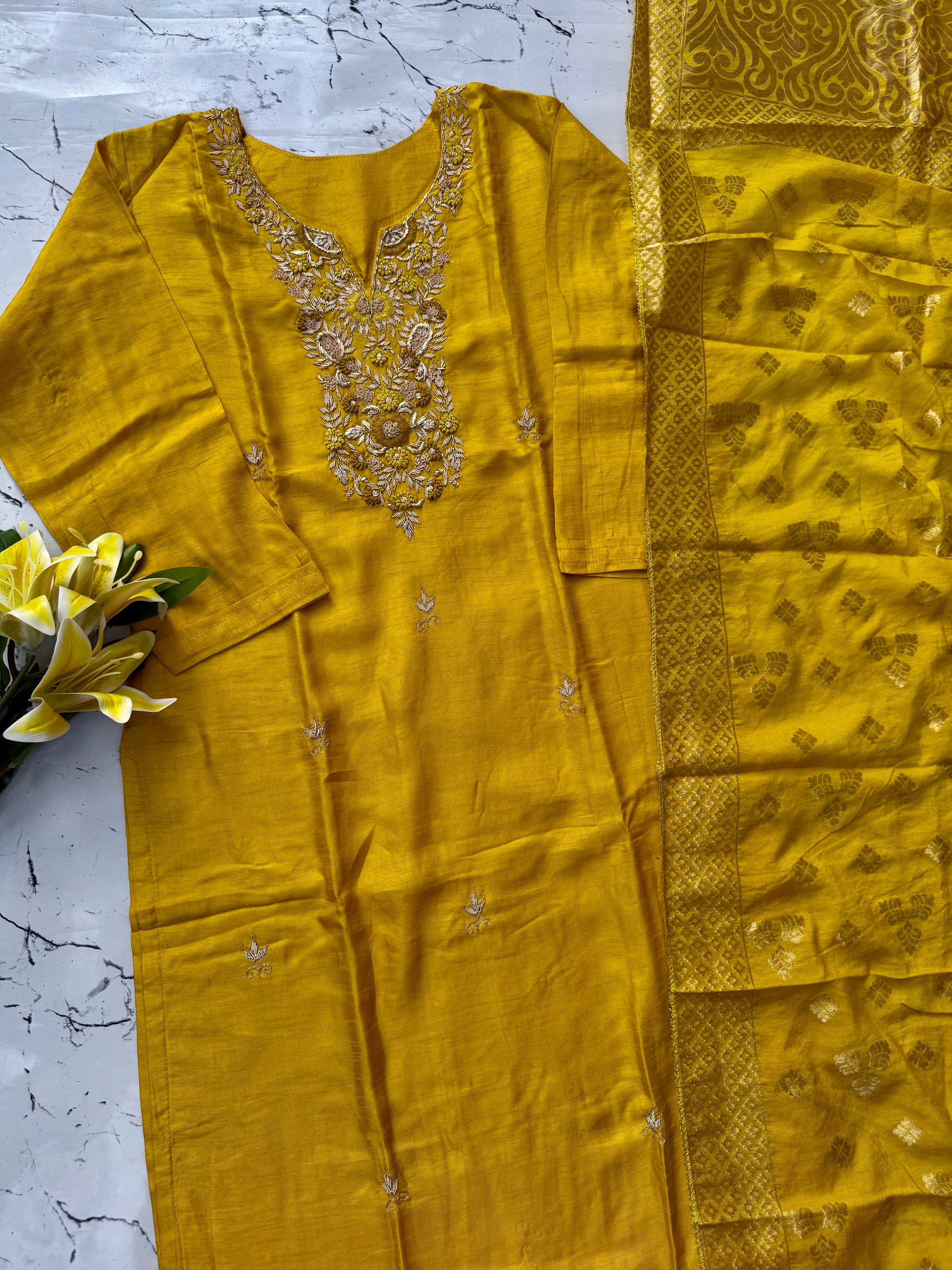 "Nadia" Mustard yellow dola silk kurta set