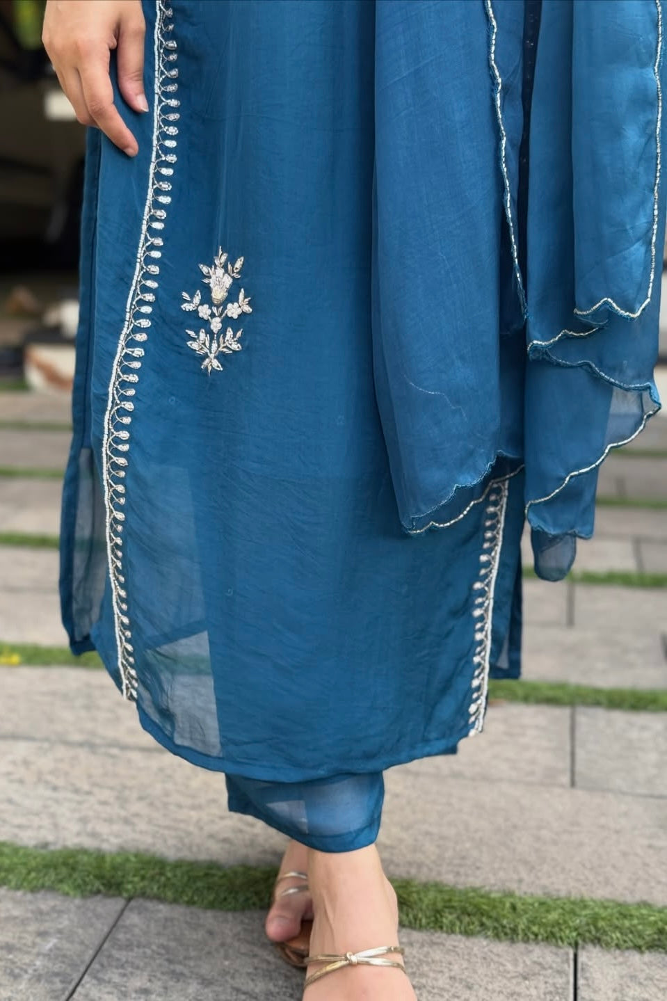 “Ujjwal” Trending Organza Viscose Suit set 🛍️