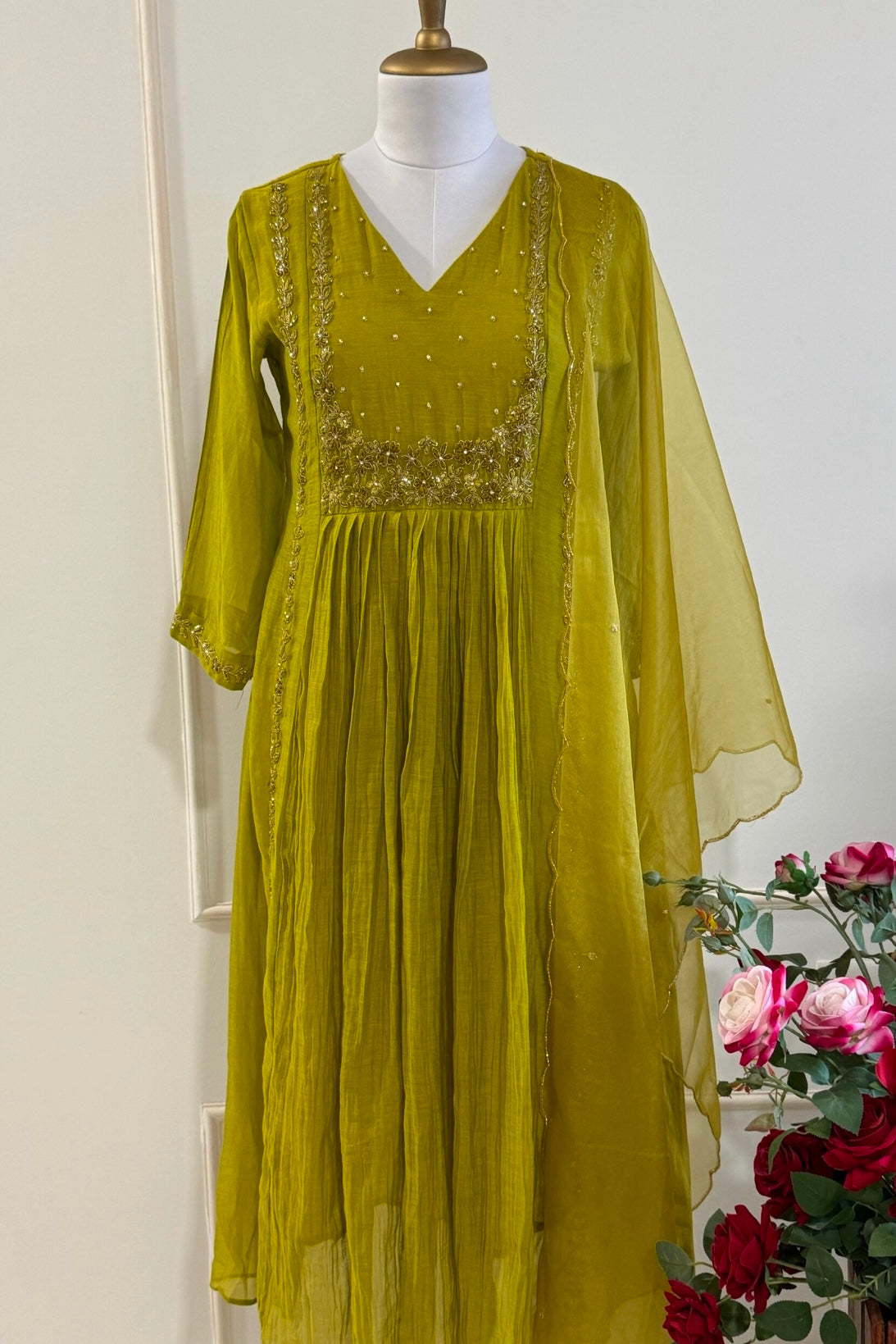 “Ayza” Premium Green Mul Chanderi A Line Suit set 🛍️