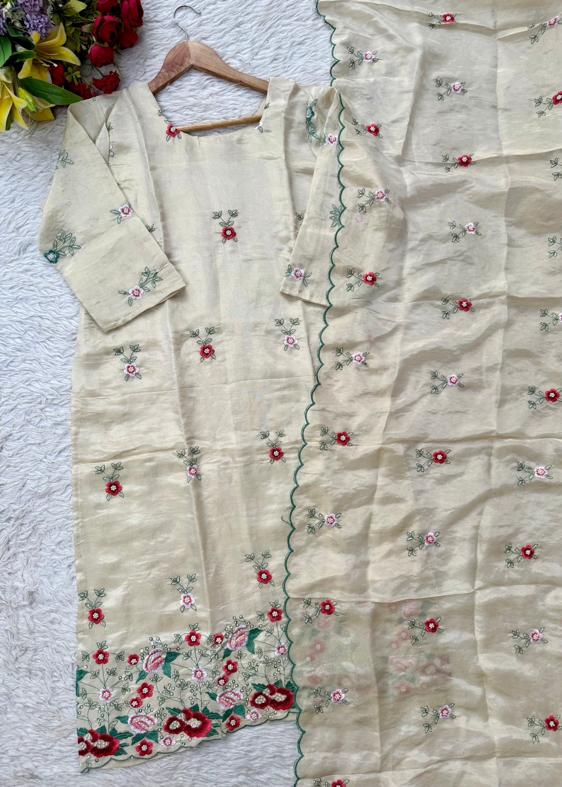 “SOPHIA” A very beautiful Tissue silk kurta set
