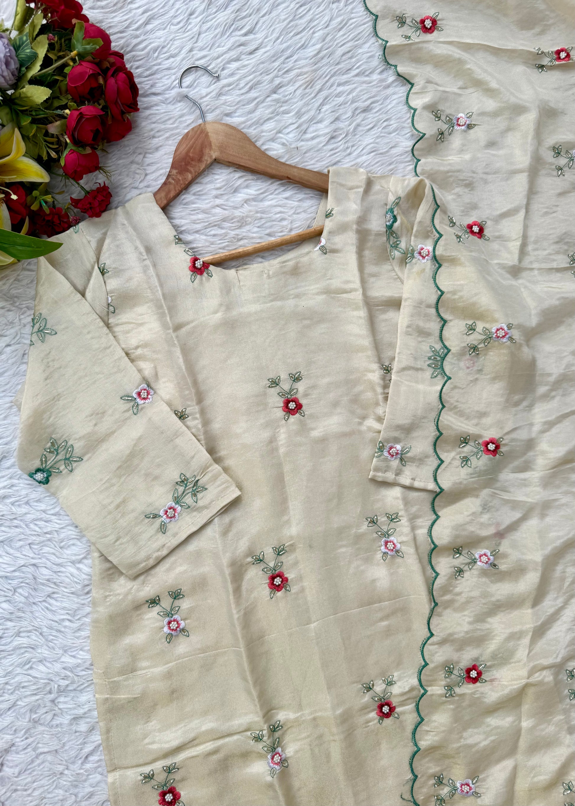 “SOPHIA” A very beautiful Tissue silk kurta set