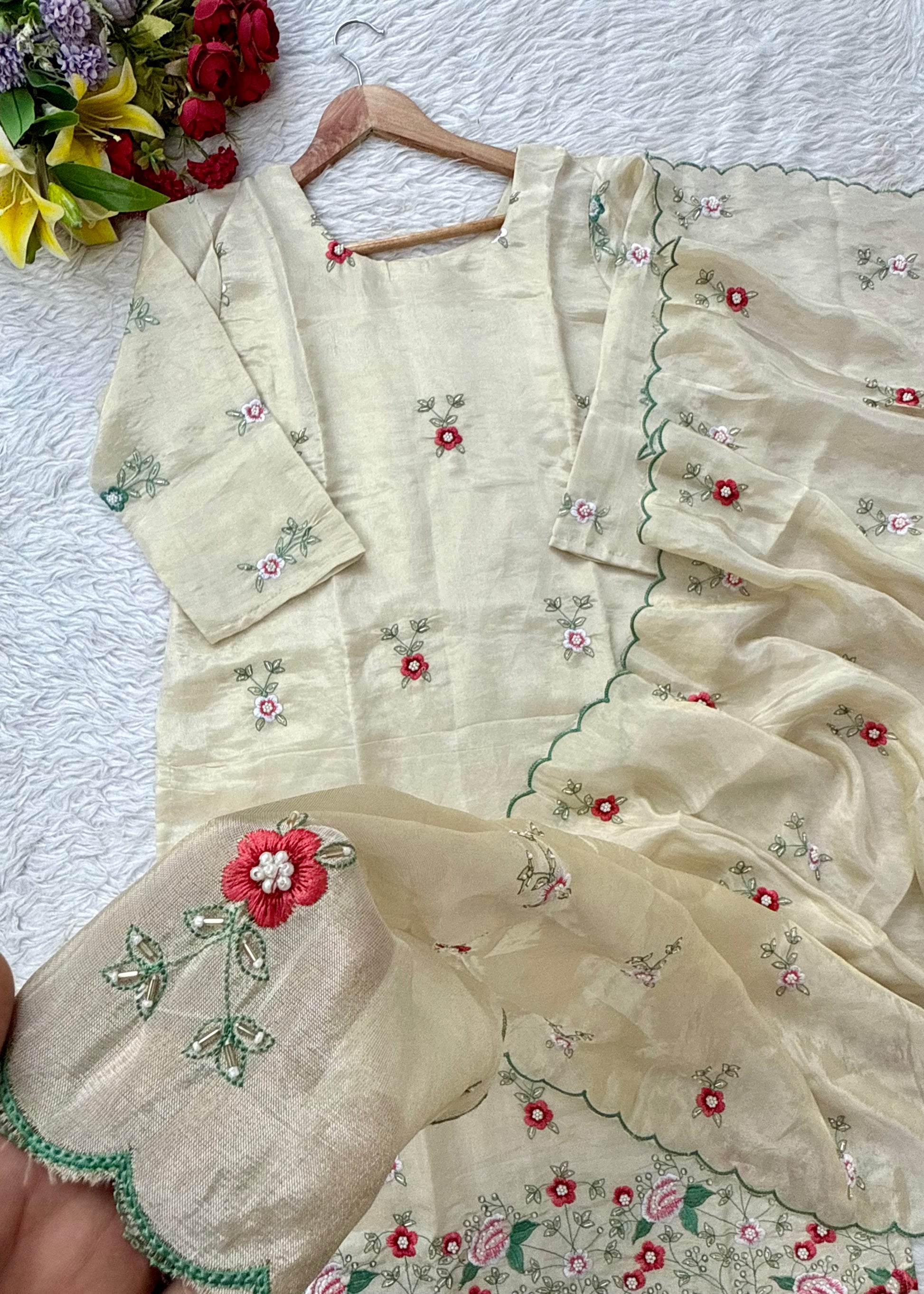 “SOPHIA” A very beautiful Tissue silk kurta set