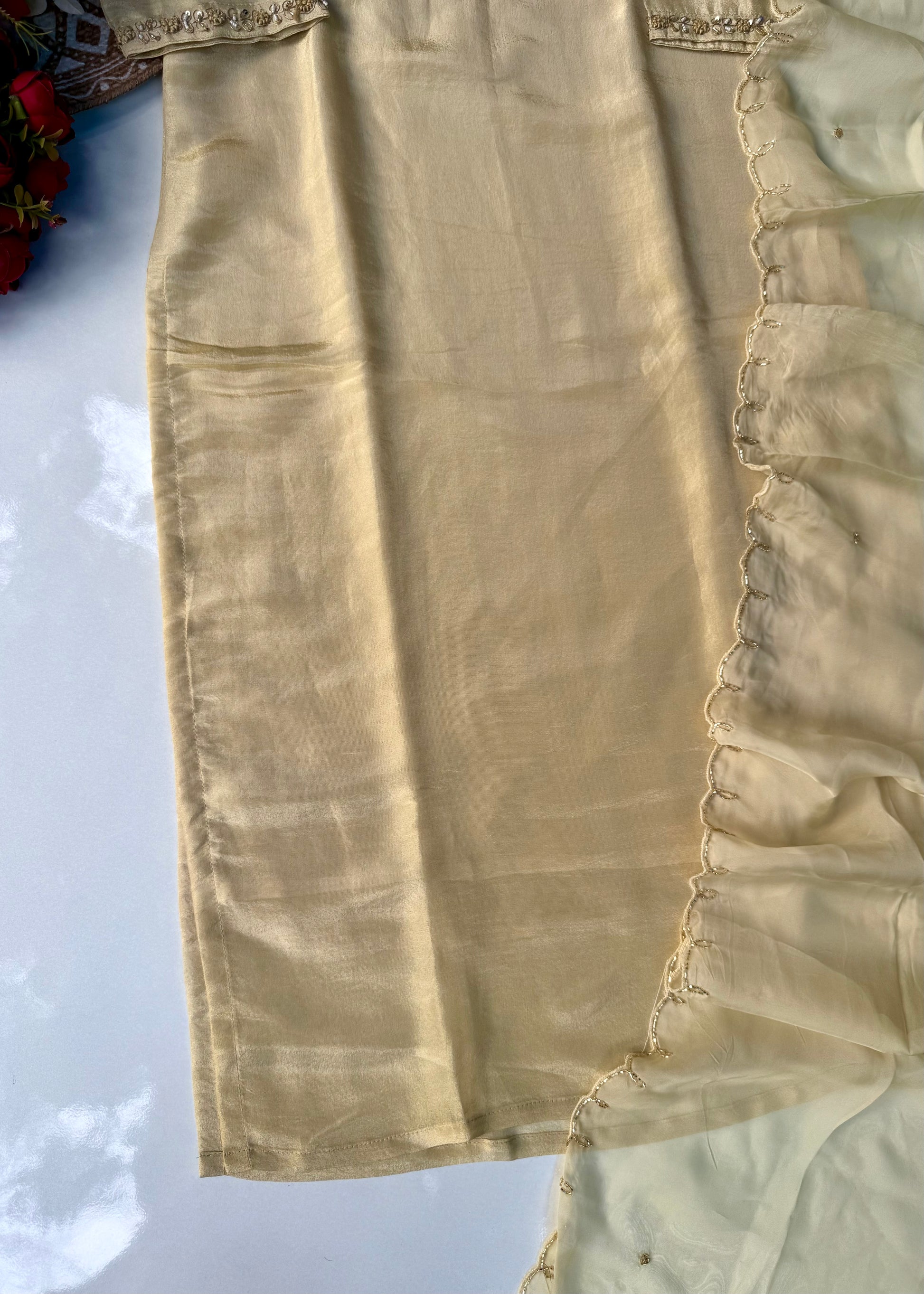 “Jini” Tissue silk handcrafted kurti bottom dupatta set 🛍️