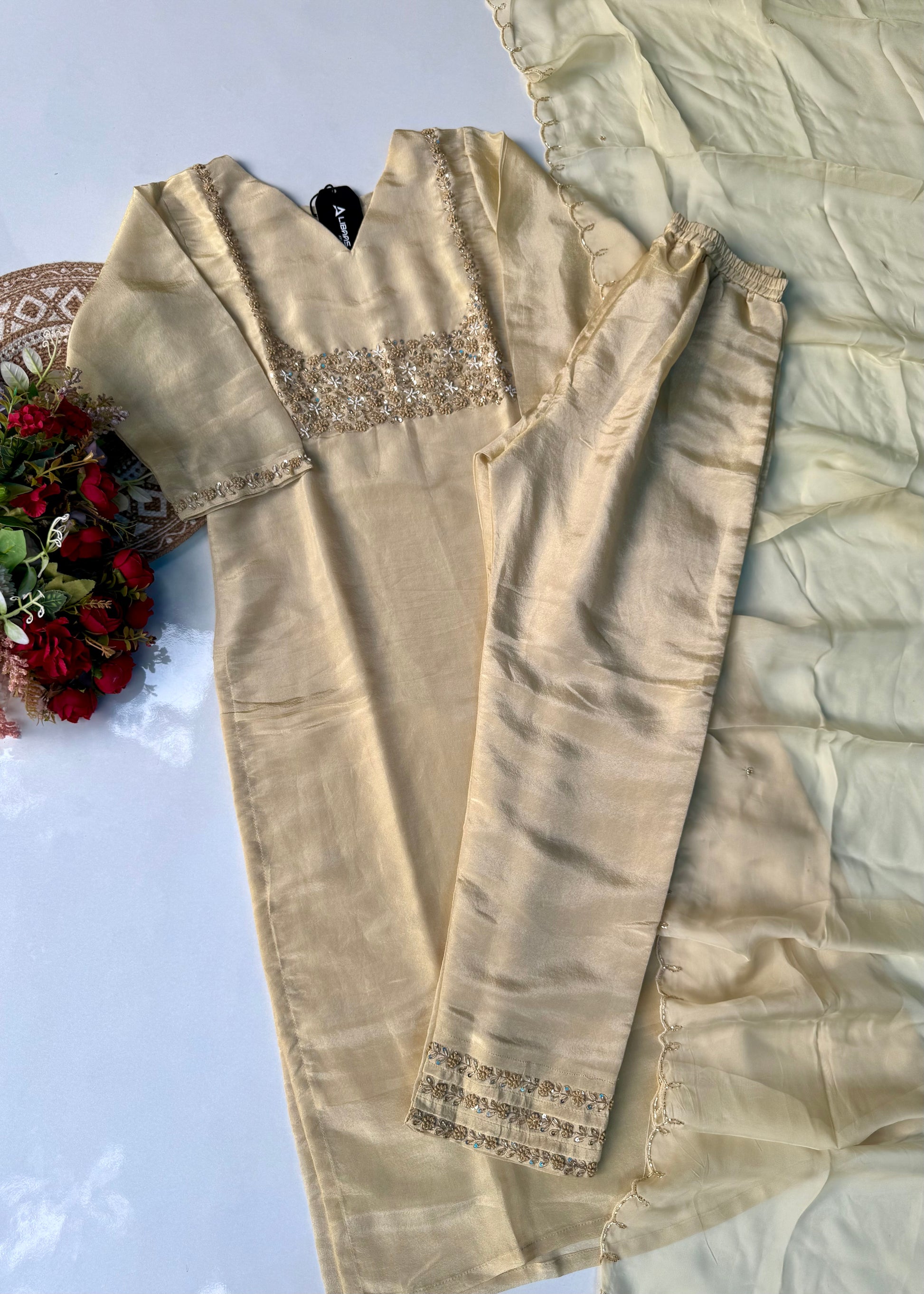 “Jini” Tissue silk handcrafted kurti bottom dupatta set 🛍️