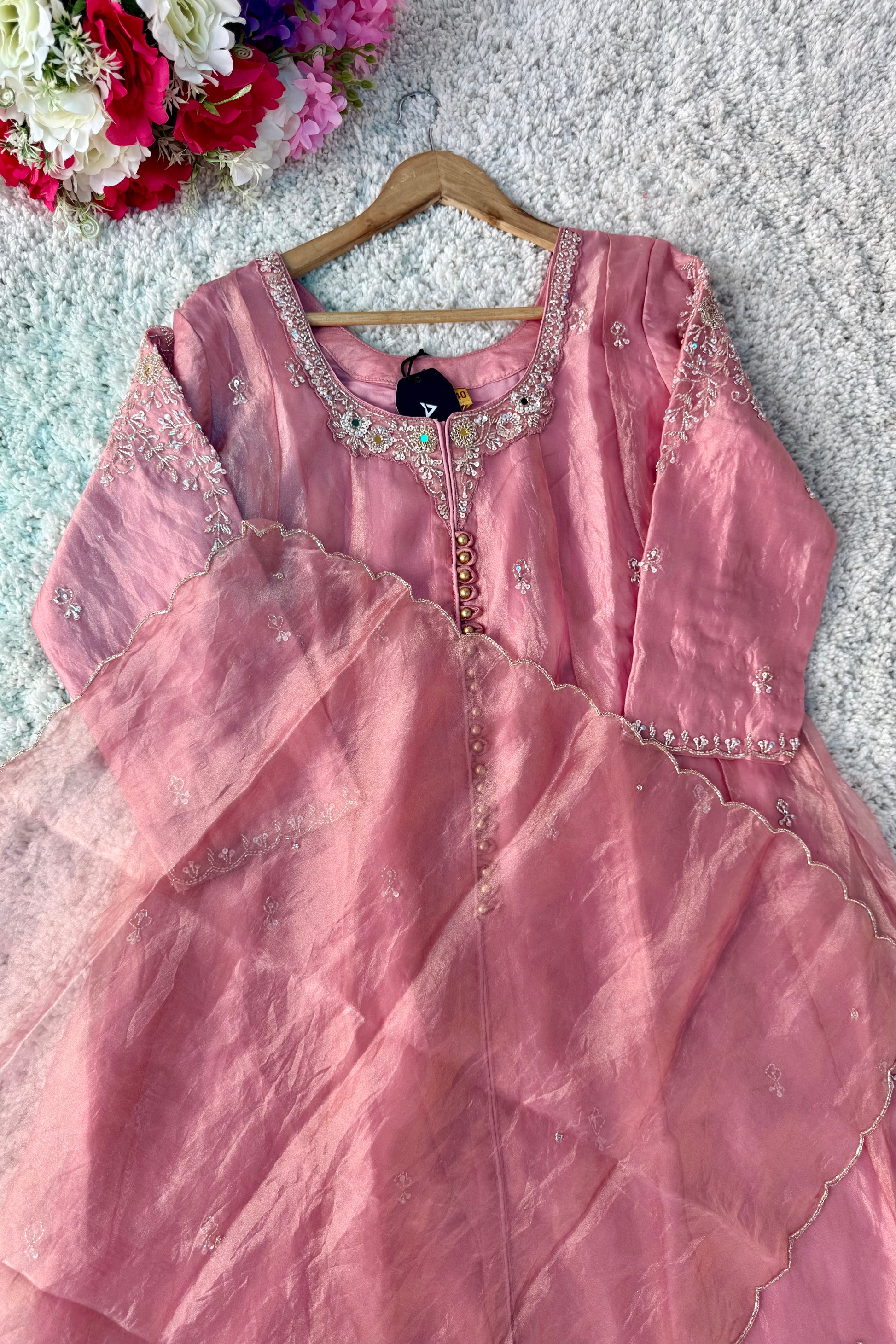 ✨Aiyana- Rose Pink Crushed Tissue Heavy Anarkali Kurta Set