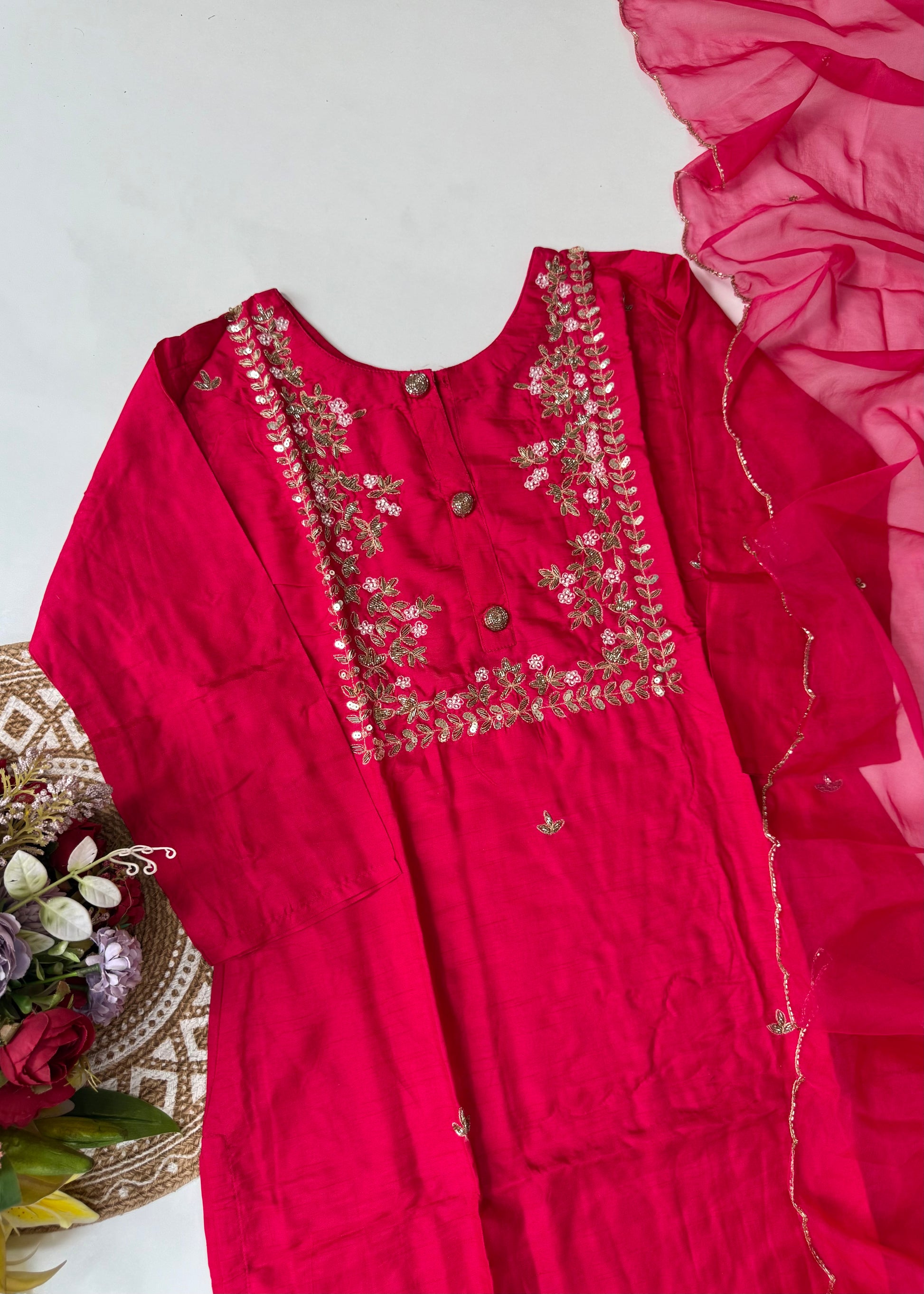 “Jaya” Graceful Dola Silk Handwork Suit Set ✨
