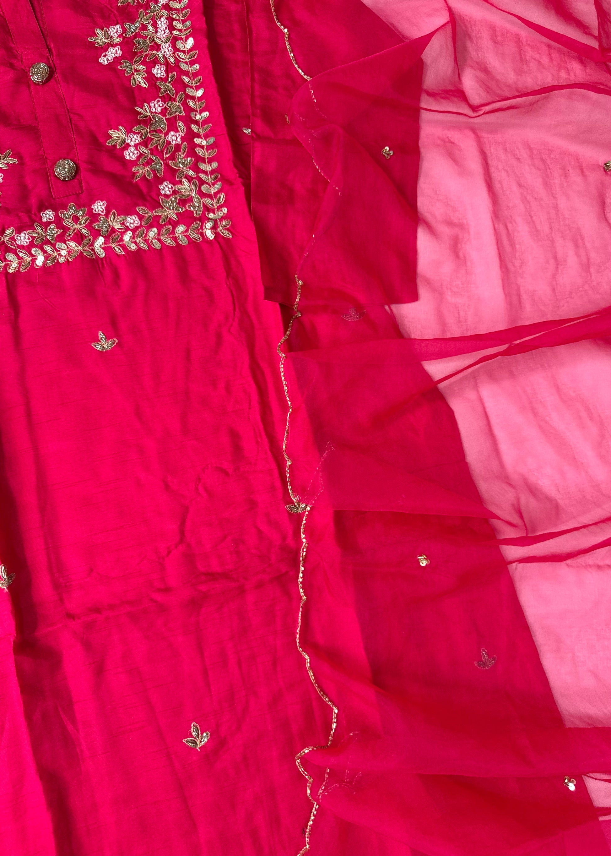 “Jaya” Graceful Dola Silk Handwork Suit Set ✨
