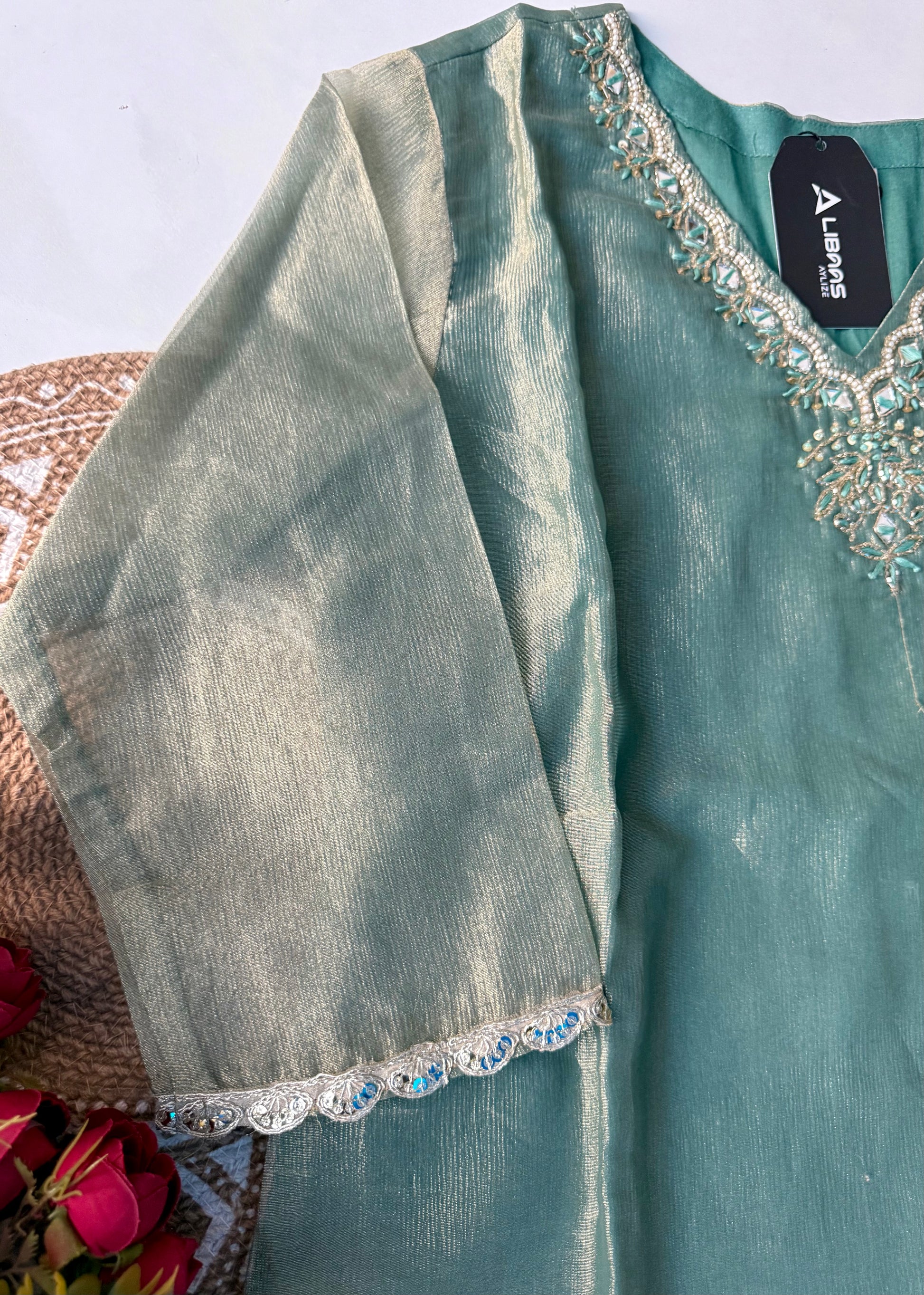 “Charvi” Crush tissue light weight v neck kurta set