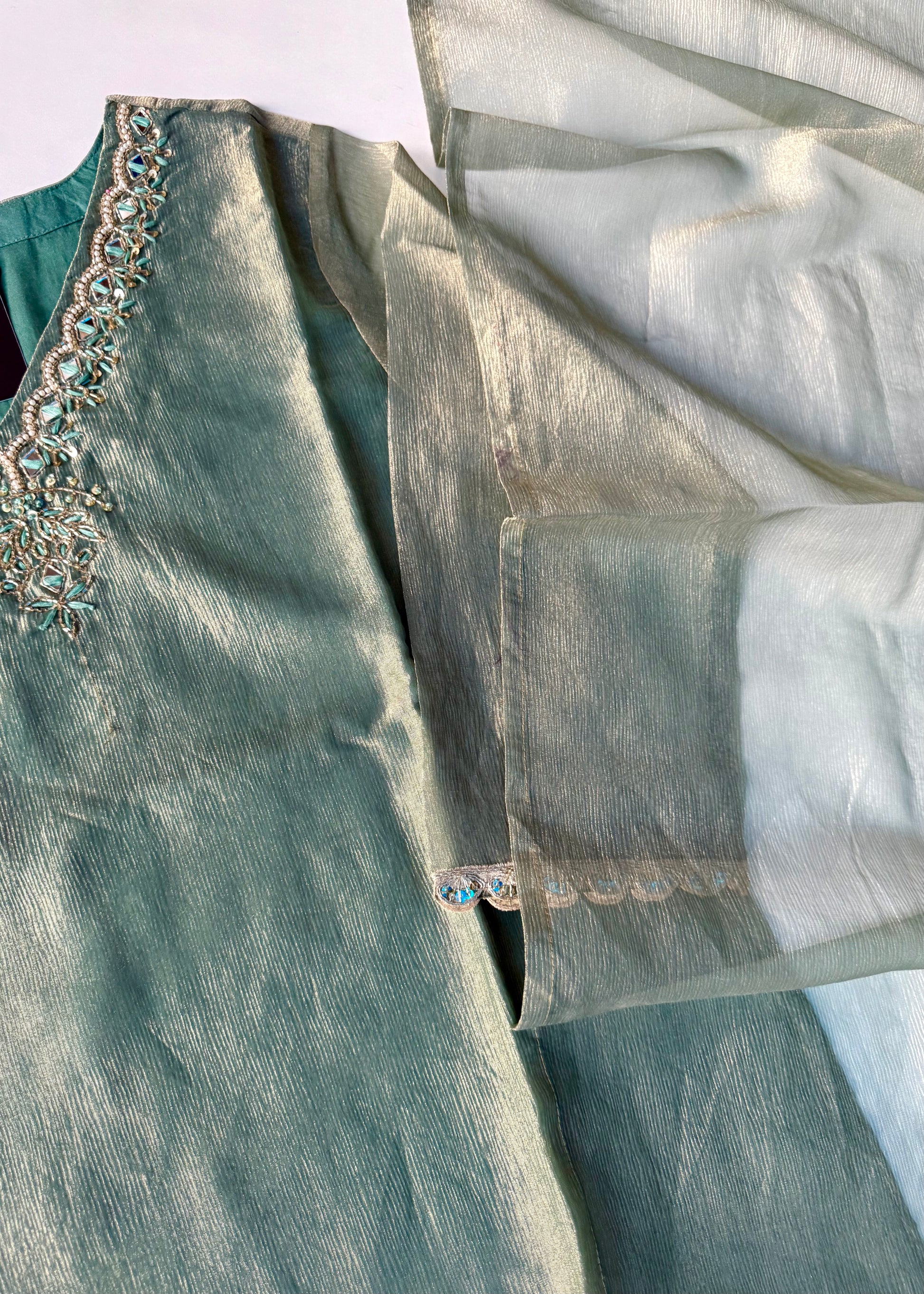 “Charvi” Crush tissue light weight v neck kurta set