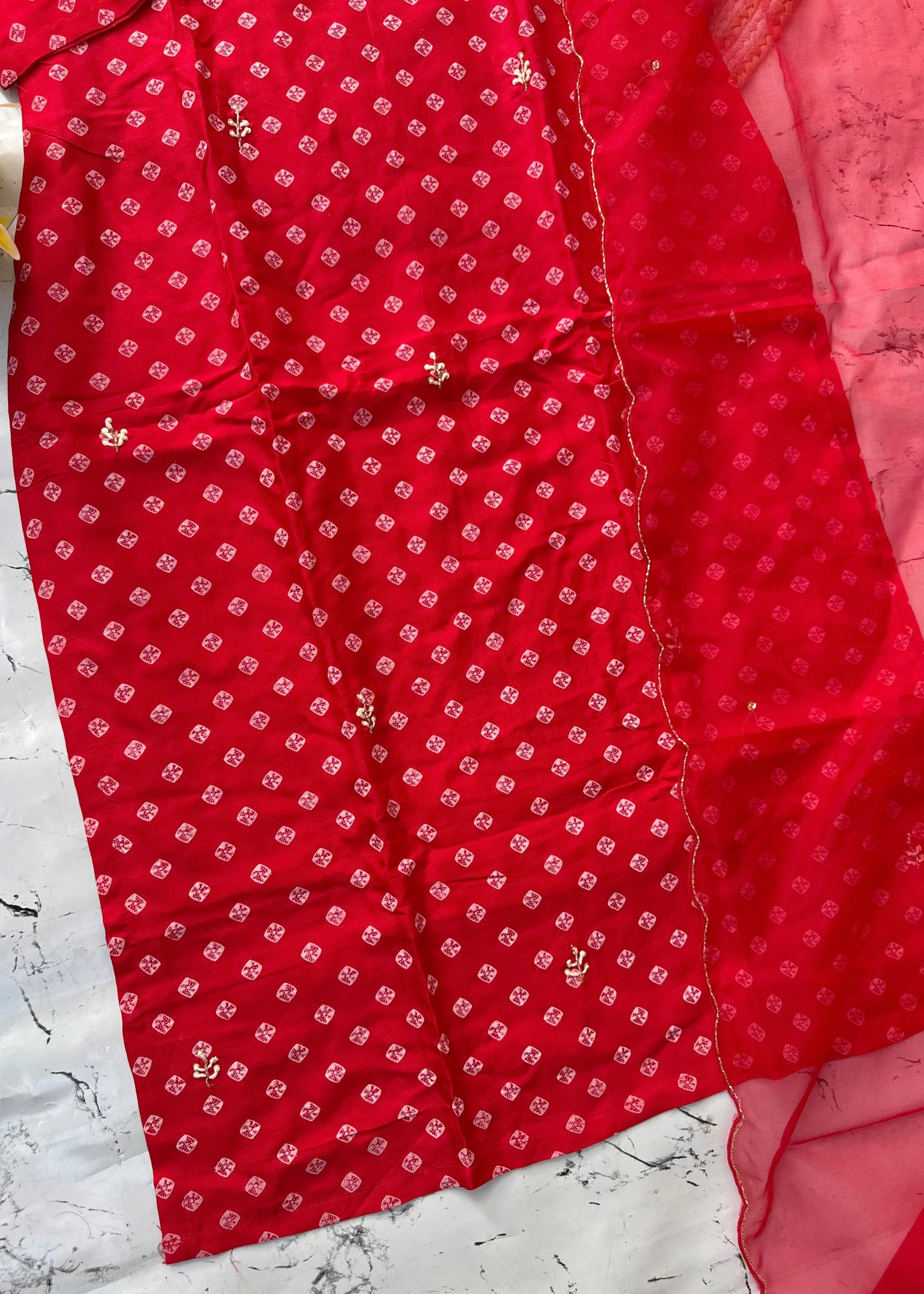 ‘’ BHANDEJ” Beautiful red shade bhandej dola silk set