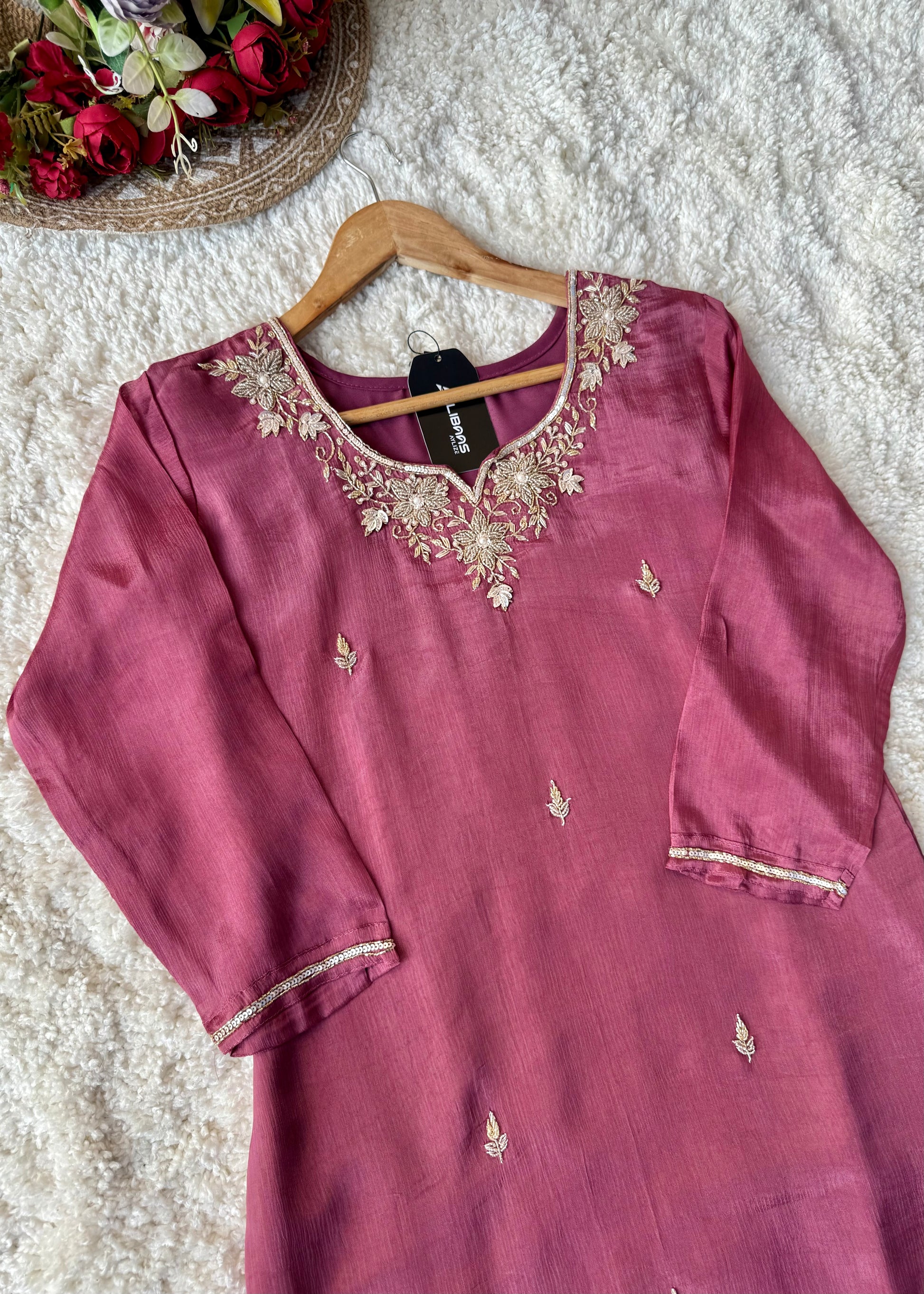 ✨ “Aaliya – Premium Mauve Plum Chinnon handwork straight kurta set