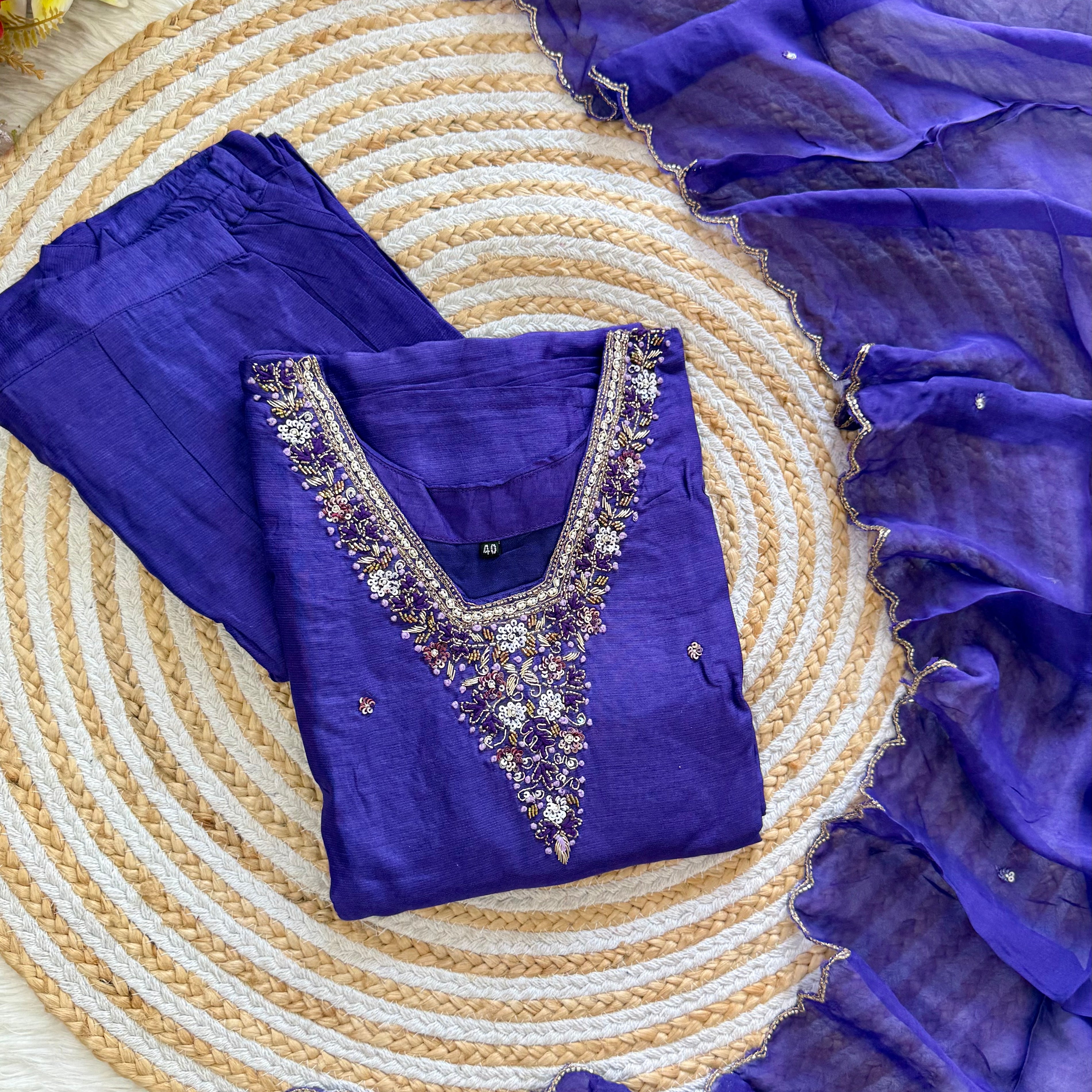 “Aura” V neck handcrafted dola silk kurti set