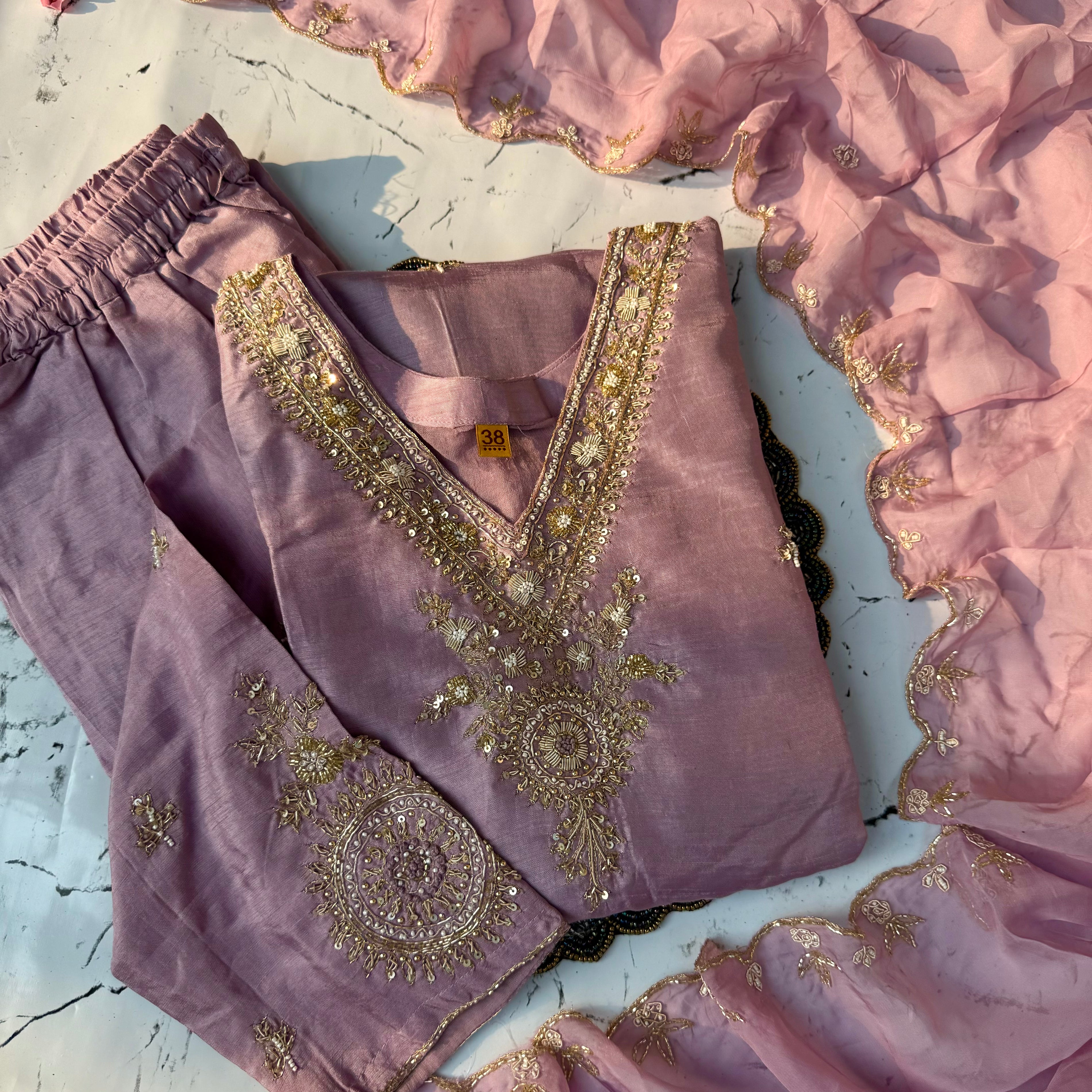 "NARGIS" A very beautiful piece with heavy handwork set
