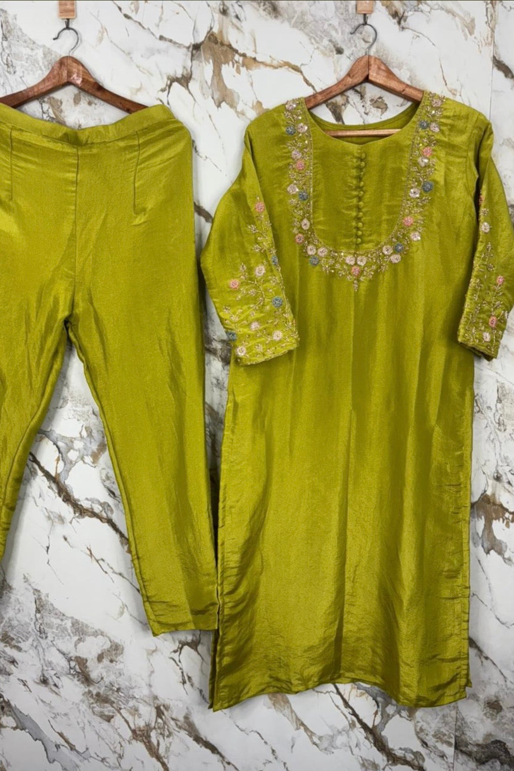 “Naayaab” Premium Tissue silk handcrafted kurta set