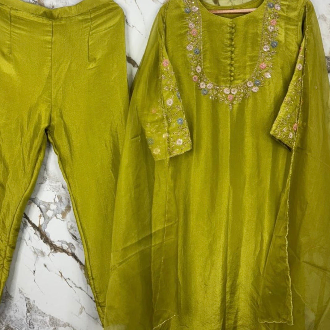 “Naayaab” Premium Tissue silk handcrafted kurta set