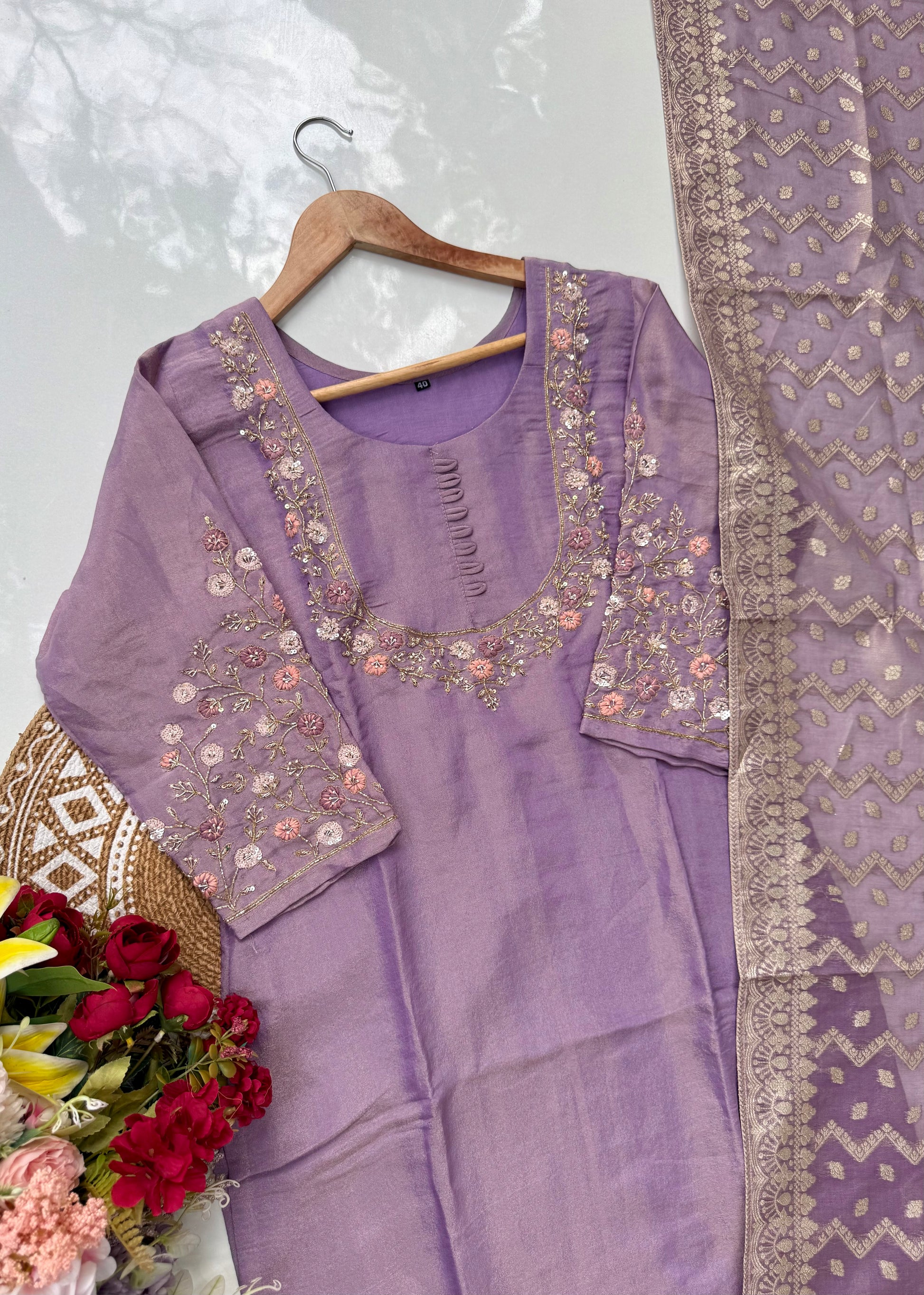 “Naayaab” Premium Tissue silk handcrafted kurta set