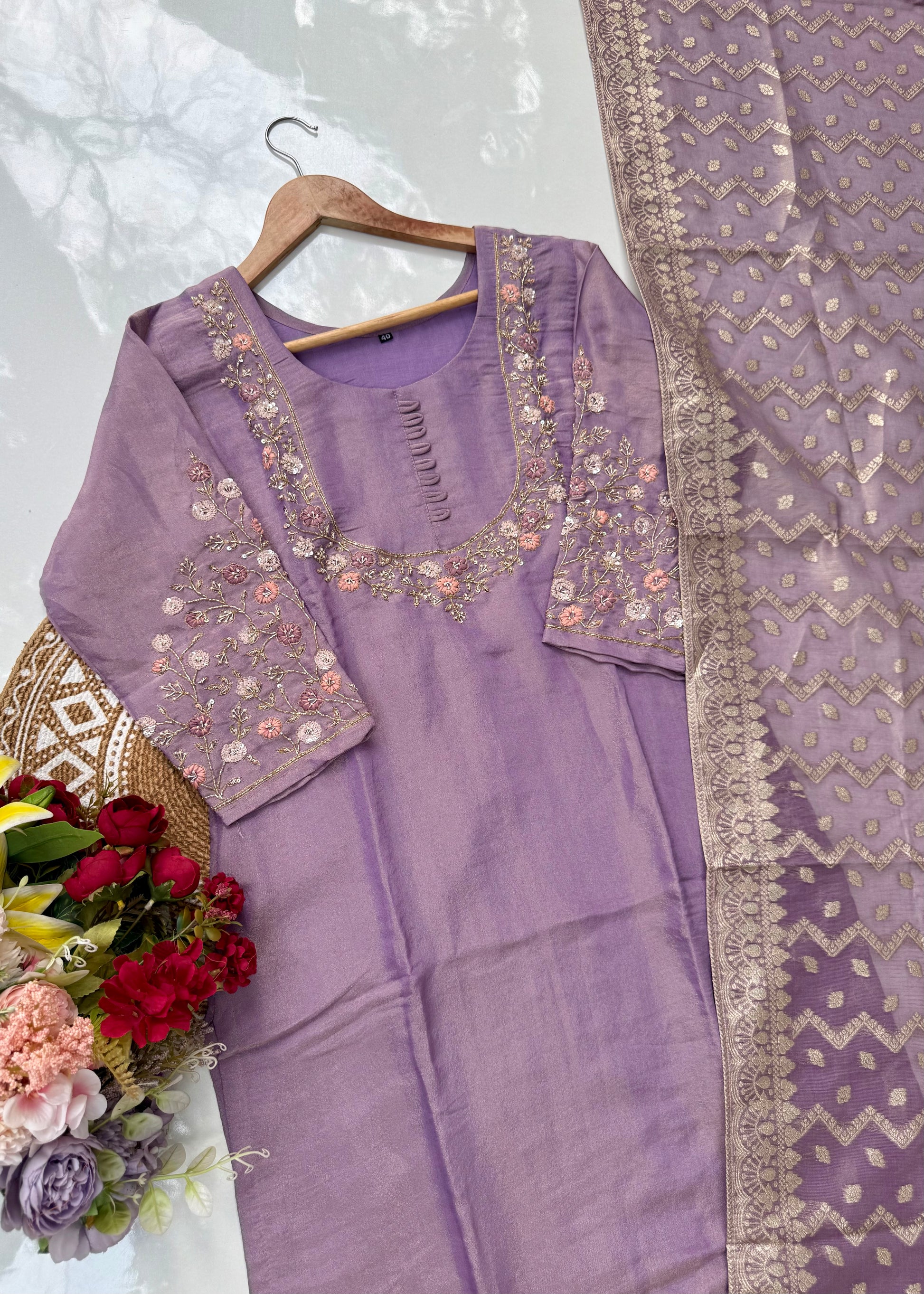 “Naayaab” Premium Tissue silk handcrafted kurta set