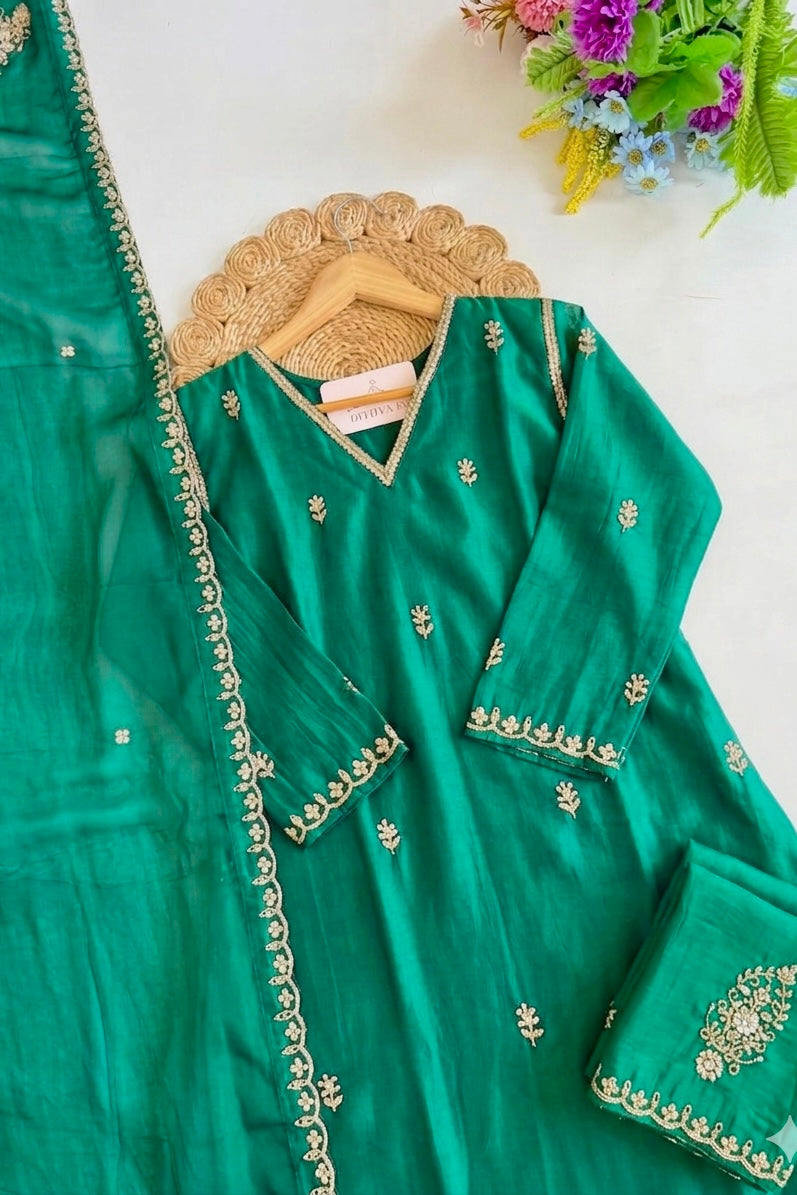 ✨”Mehar– Premium Party wear Mul Chanderi A-Line Kurta Set✨