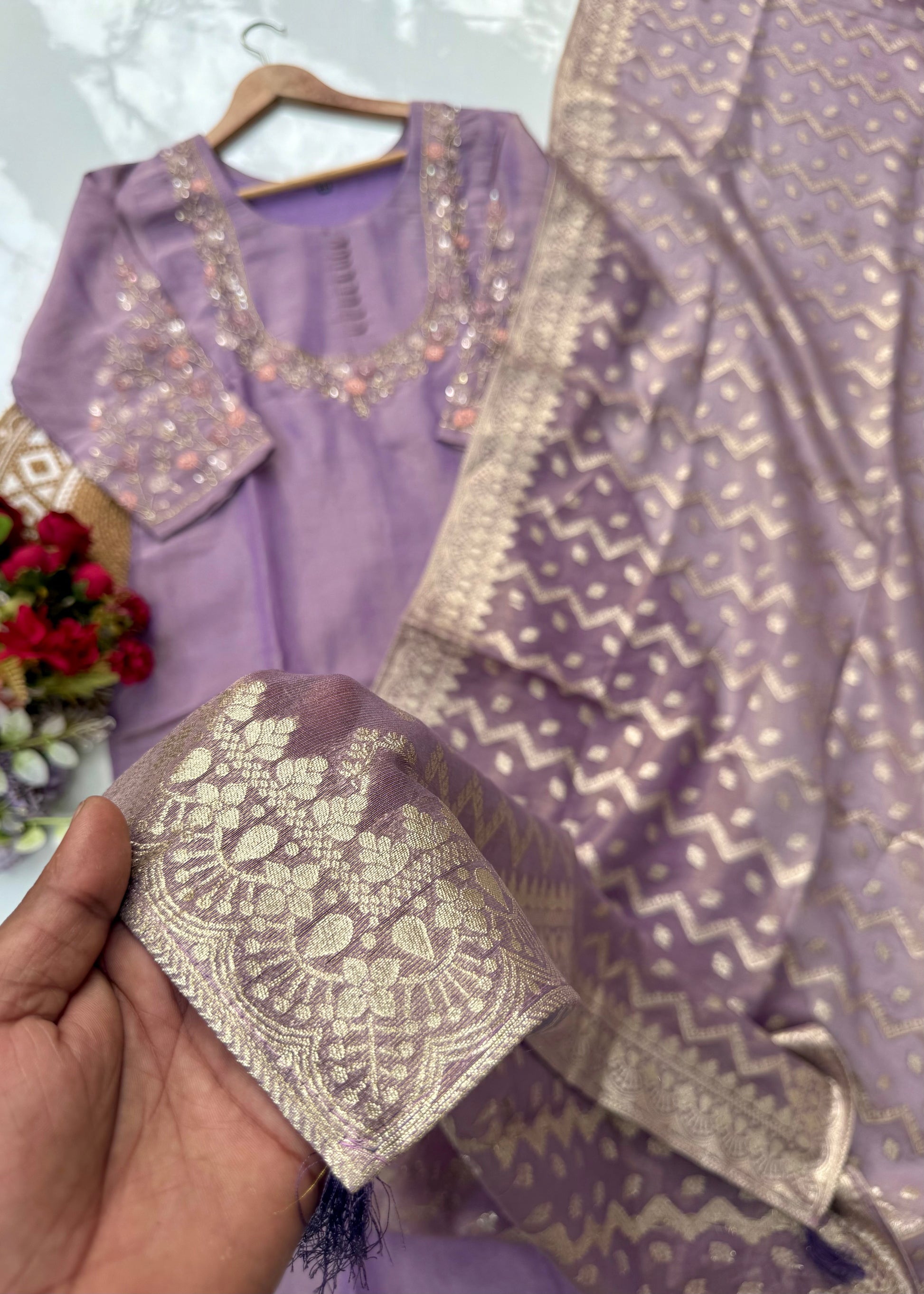 “Naayaab” Premium Tissue silk handcrafted kurta set