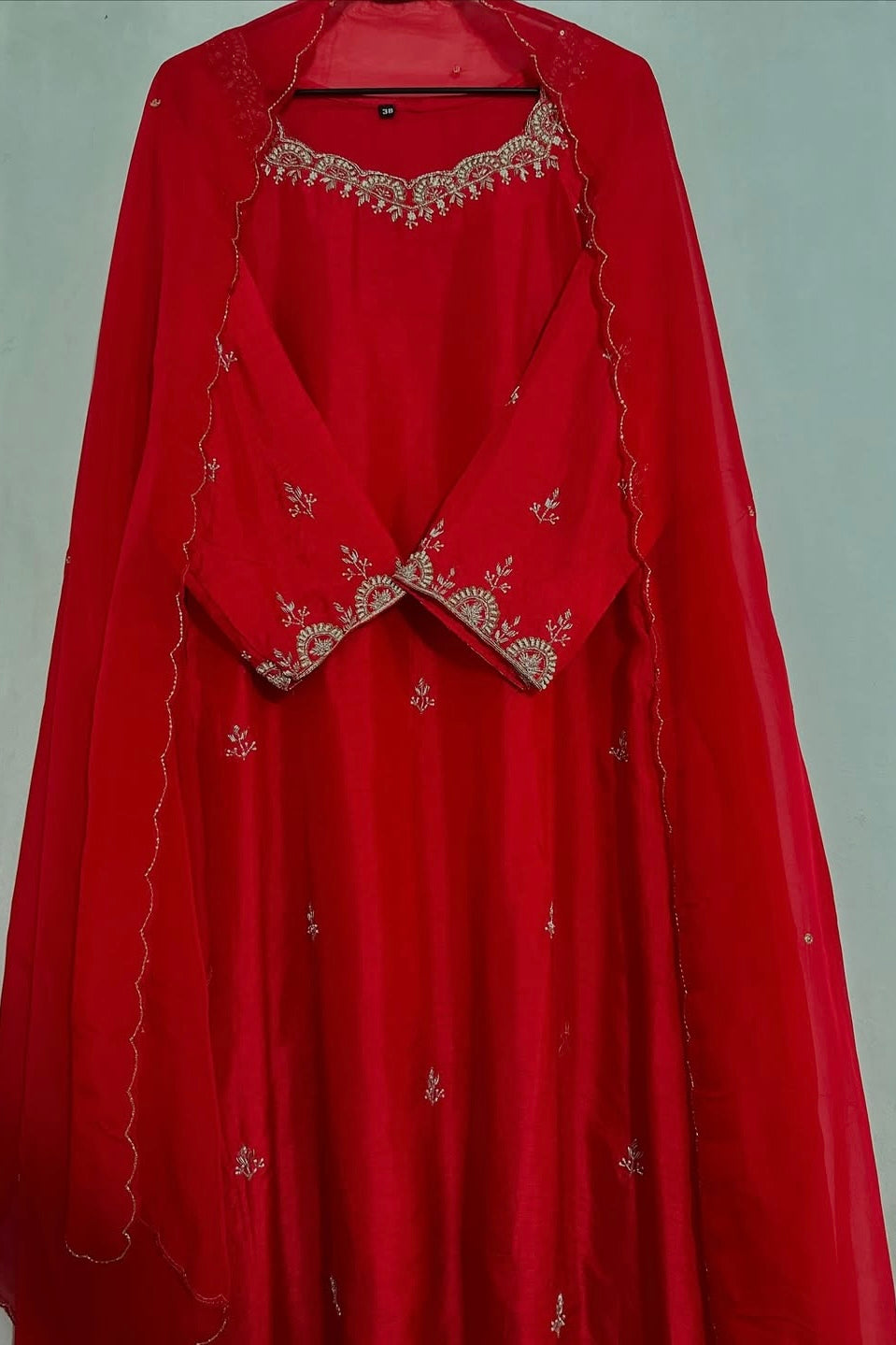 “MAHREEN” Beautiful Tissue silk Handwork Suit Set