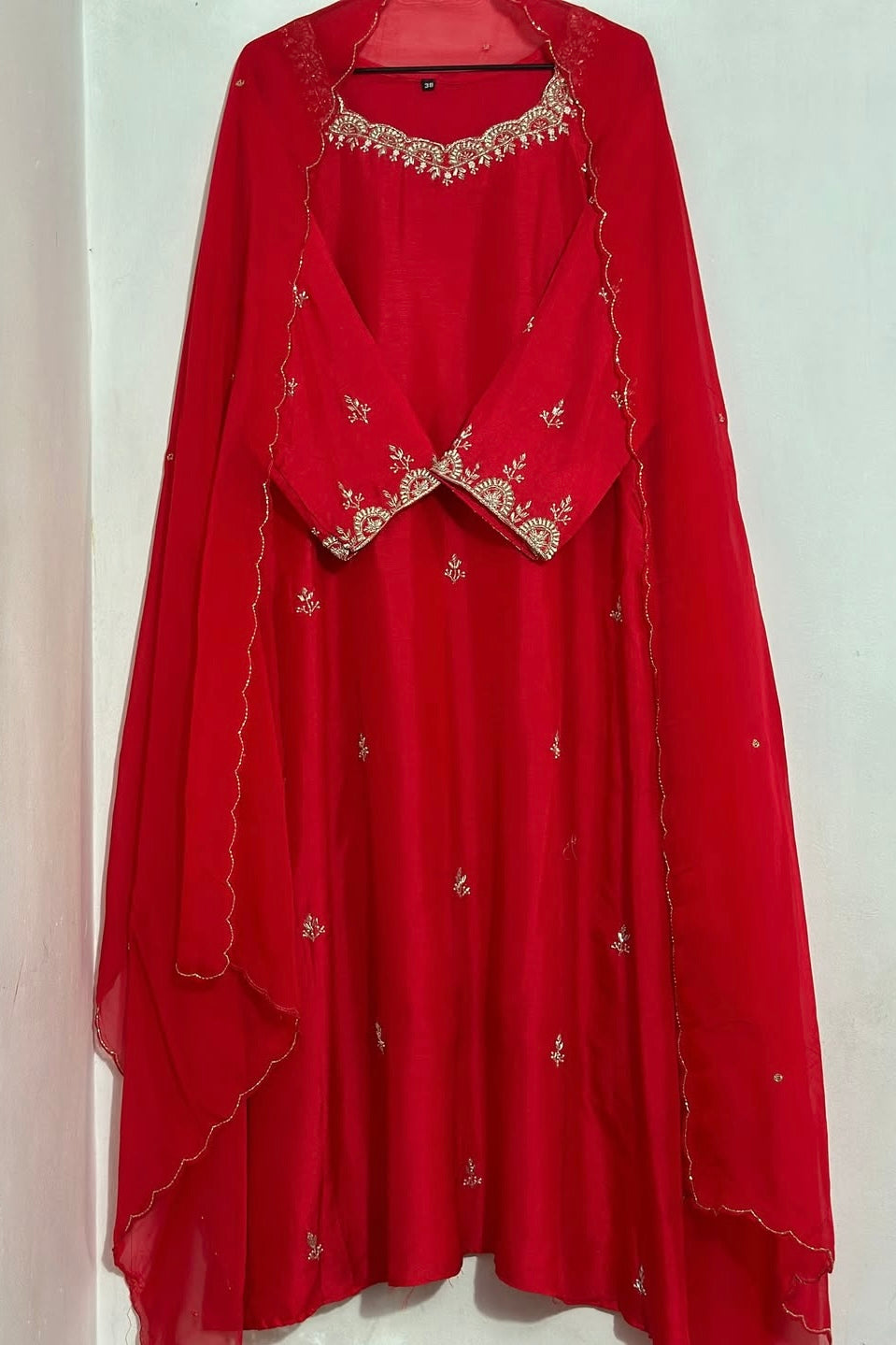 “MAHREEN” Beautiful Tissue silk Handwork Suit Set