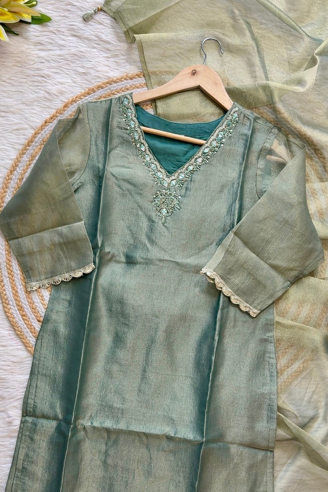 “Charvi” Crush tissue light weight v neck kurta set
