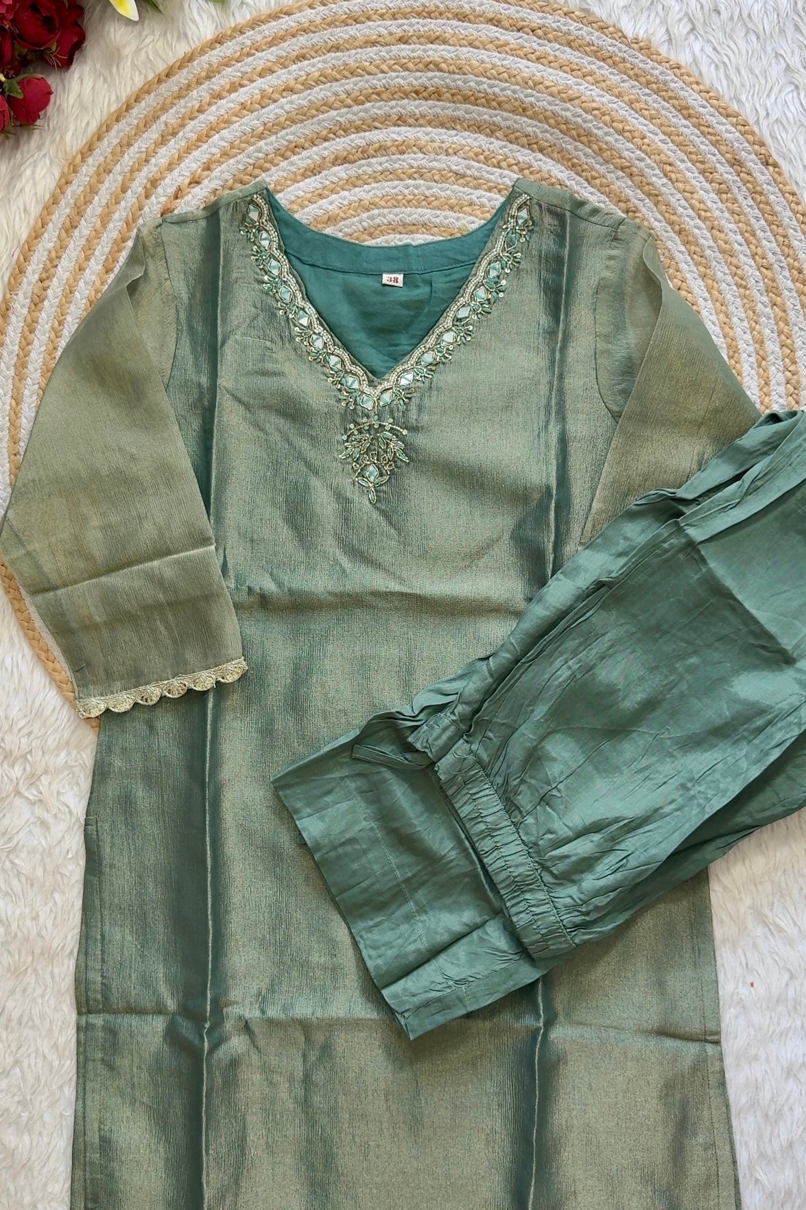 “Charvi” Crush tissue light weight v neck kurta set