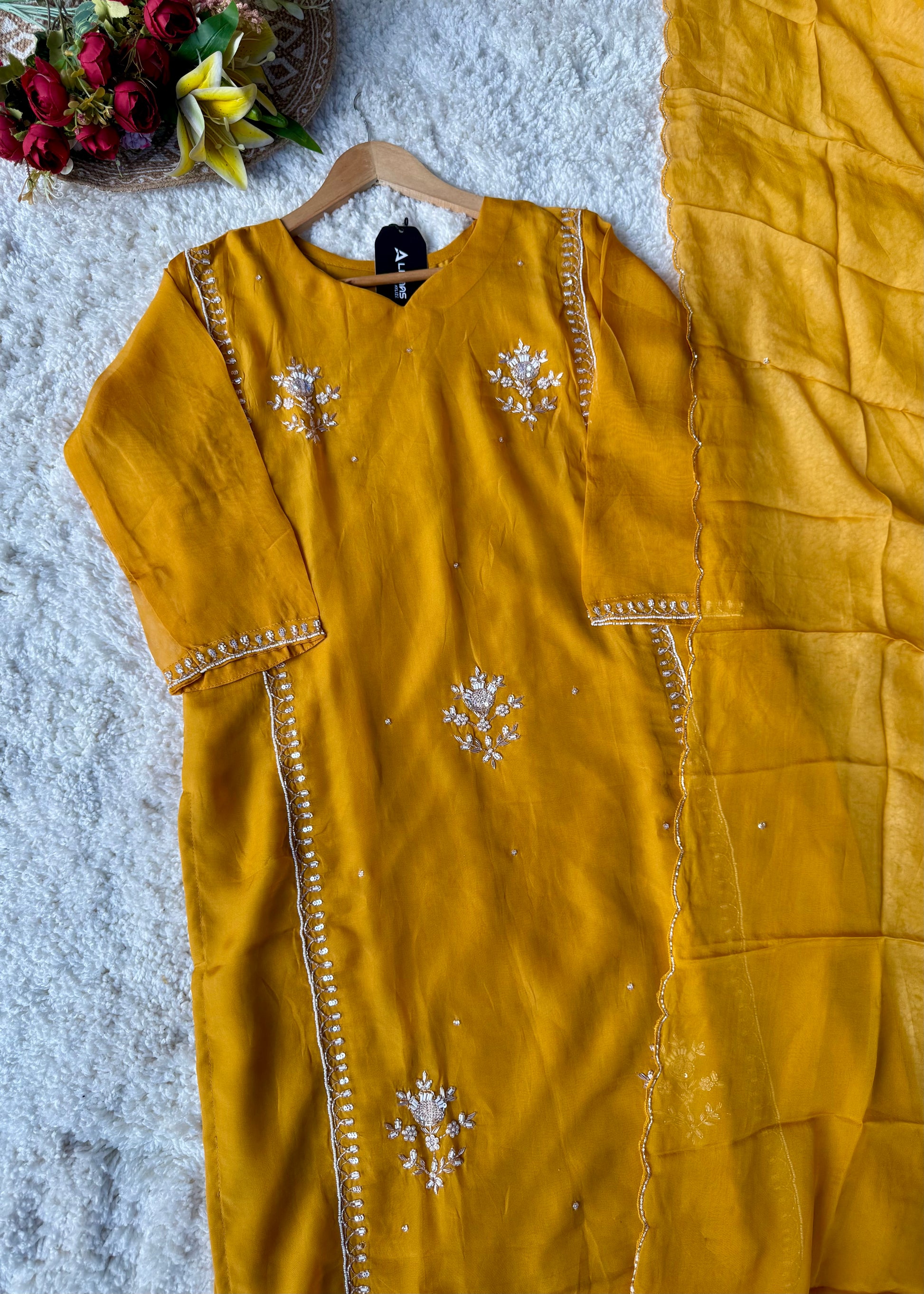 “Ujjwal” Trending Organza Viscose Suit set 🛍️