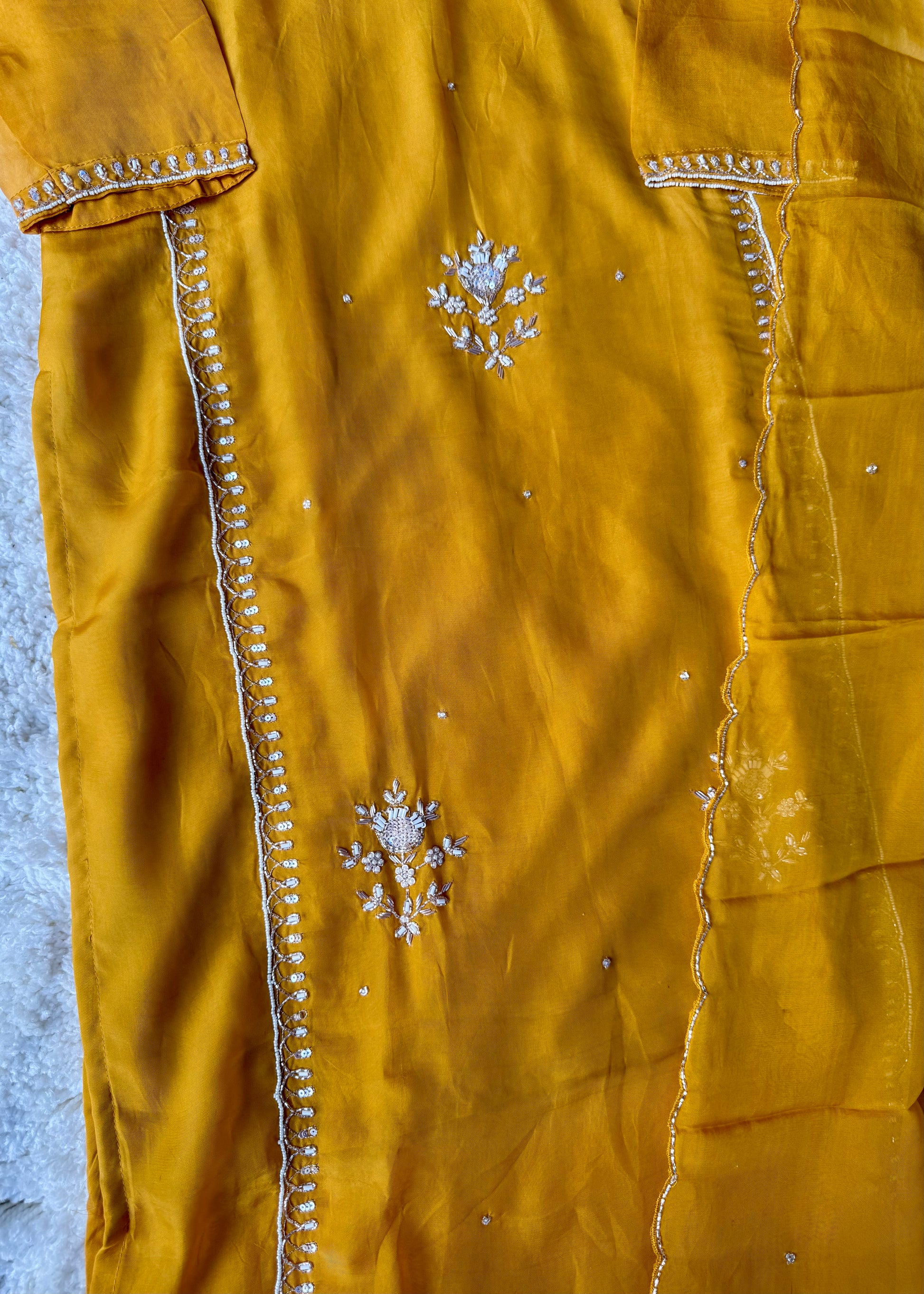 “Ujjwal” Trending Organza Viscose Suit set 🛍️