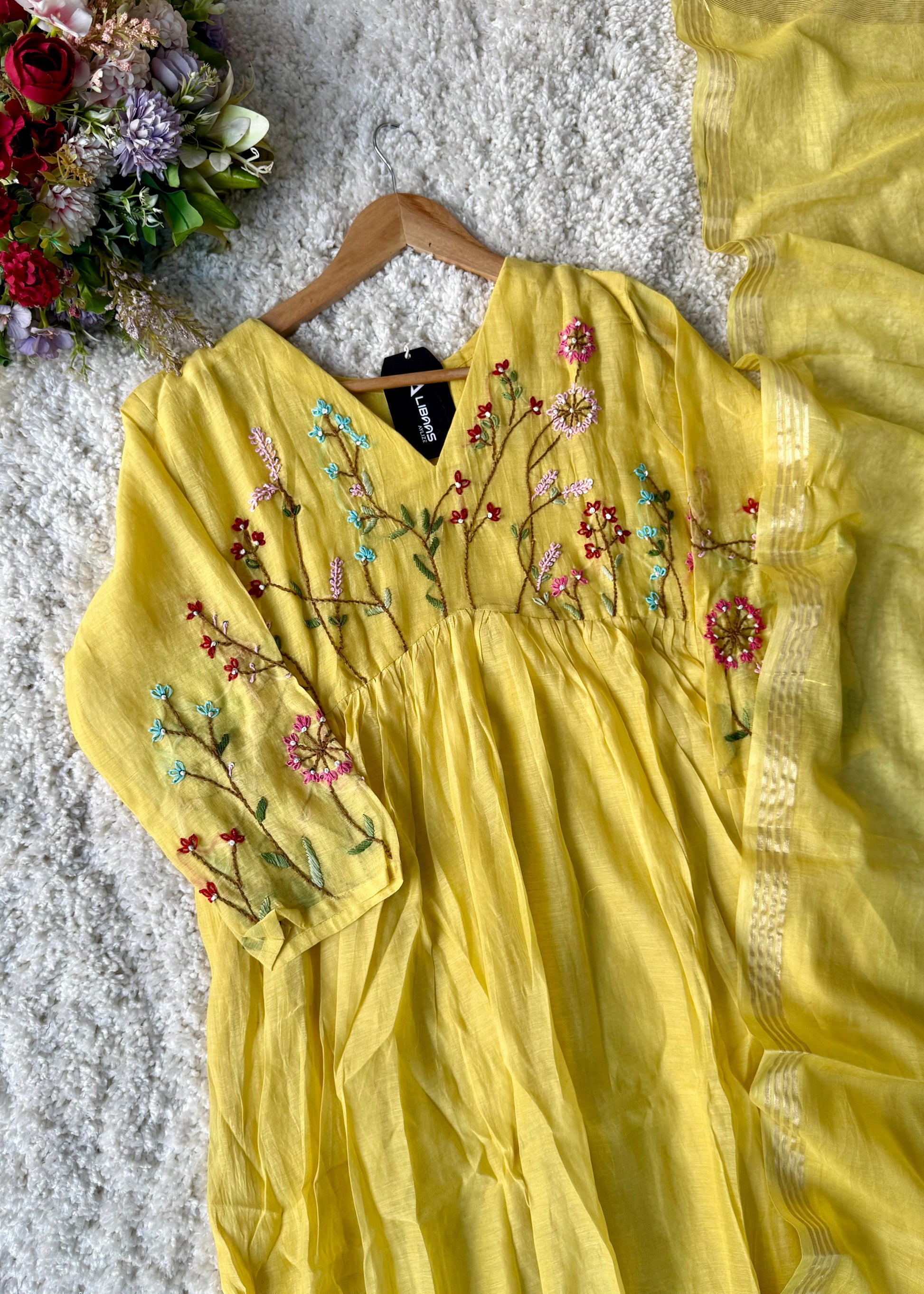 “AYRA” Premium Mul Chanderi Thread Work Anarkali Kurta Set