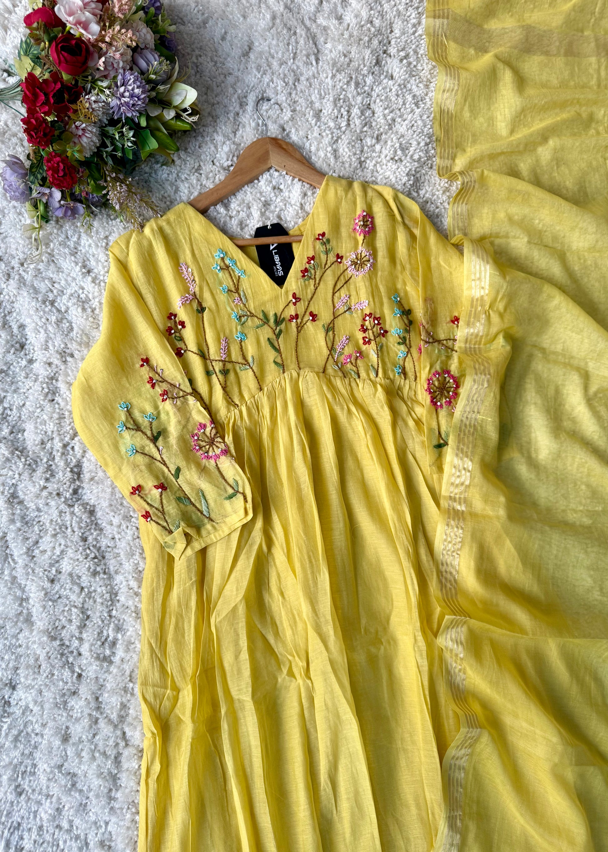 “AYRA” Premium Mul Chanderi Thread Work Anarkali Kurta Set