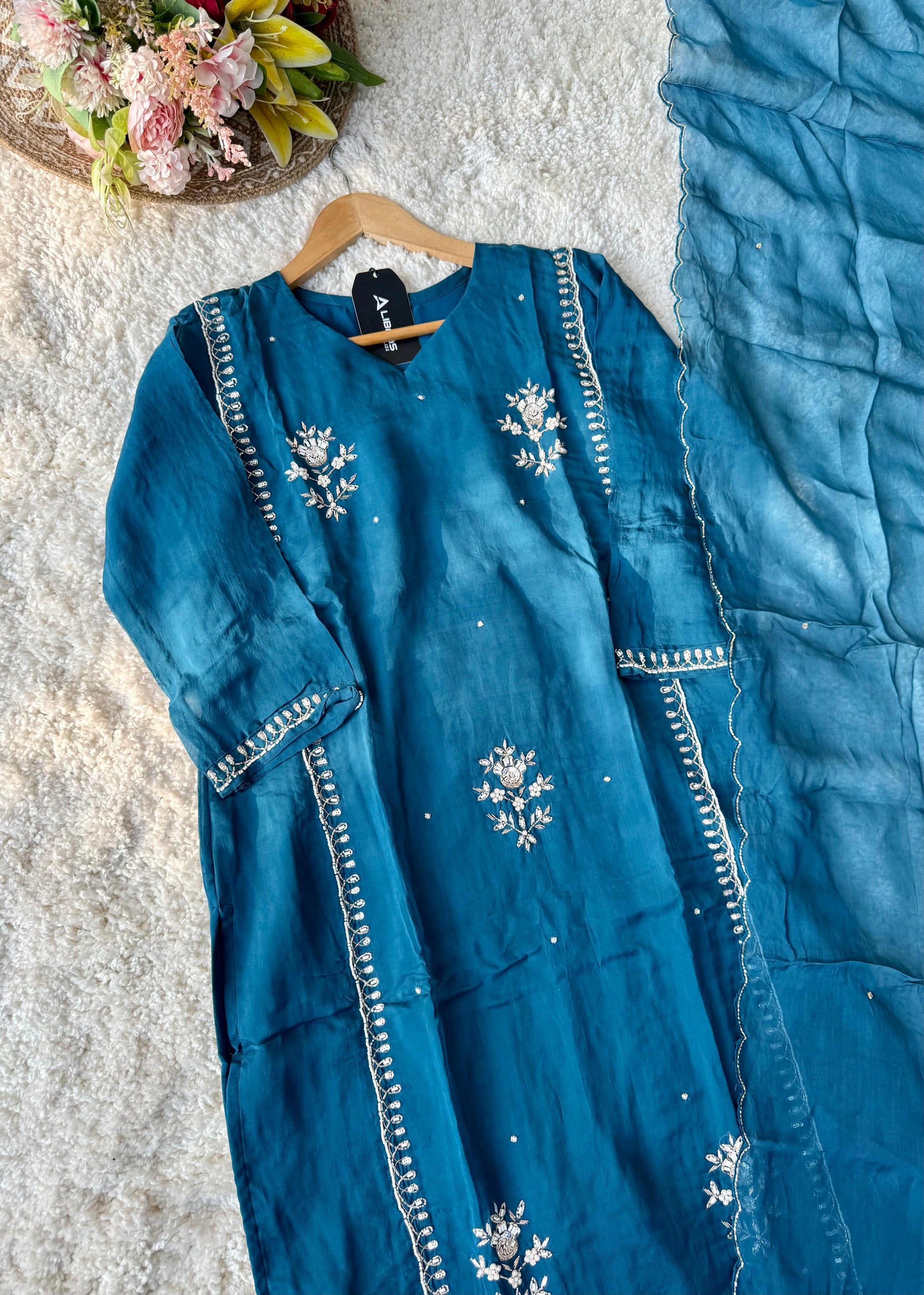 “Ujjwal” Trending Organza Viscose Suit set 🛍️