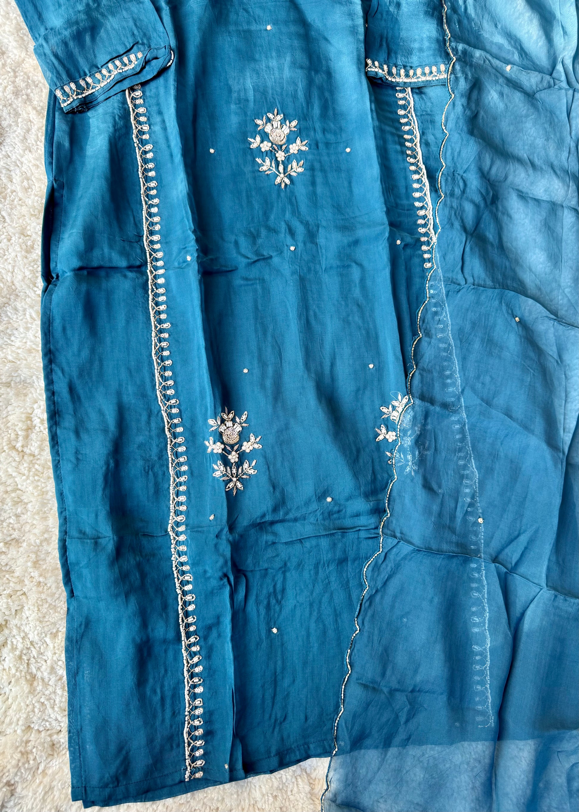 “Ujjwal” Trending Organza Viscose Suit set 🛍️