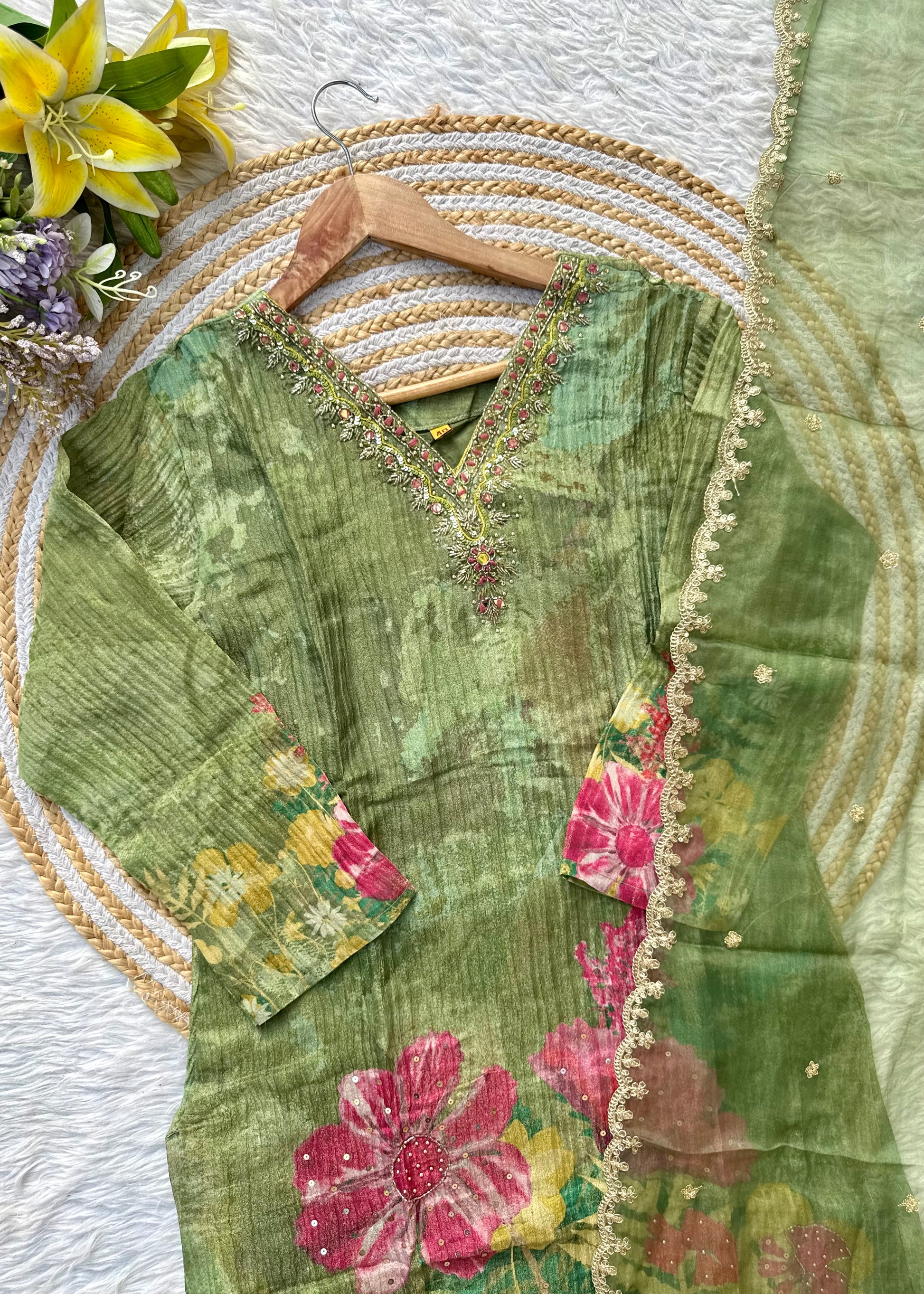 “Darkaar" Premium printed Tissue silk handcrafted kurti bottom with dupatta set 🛍️
