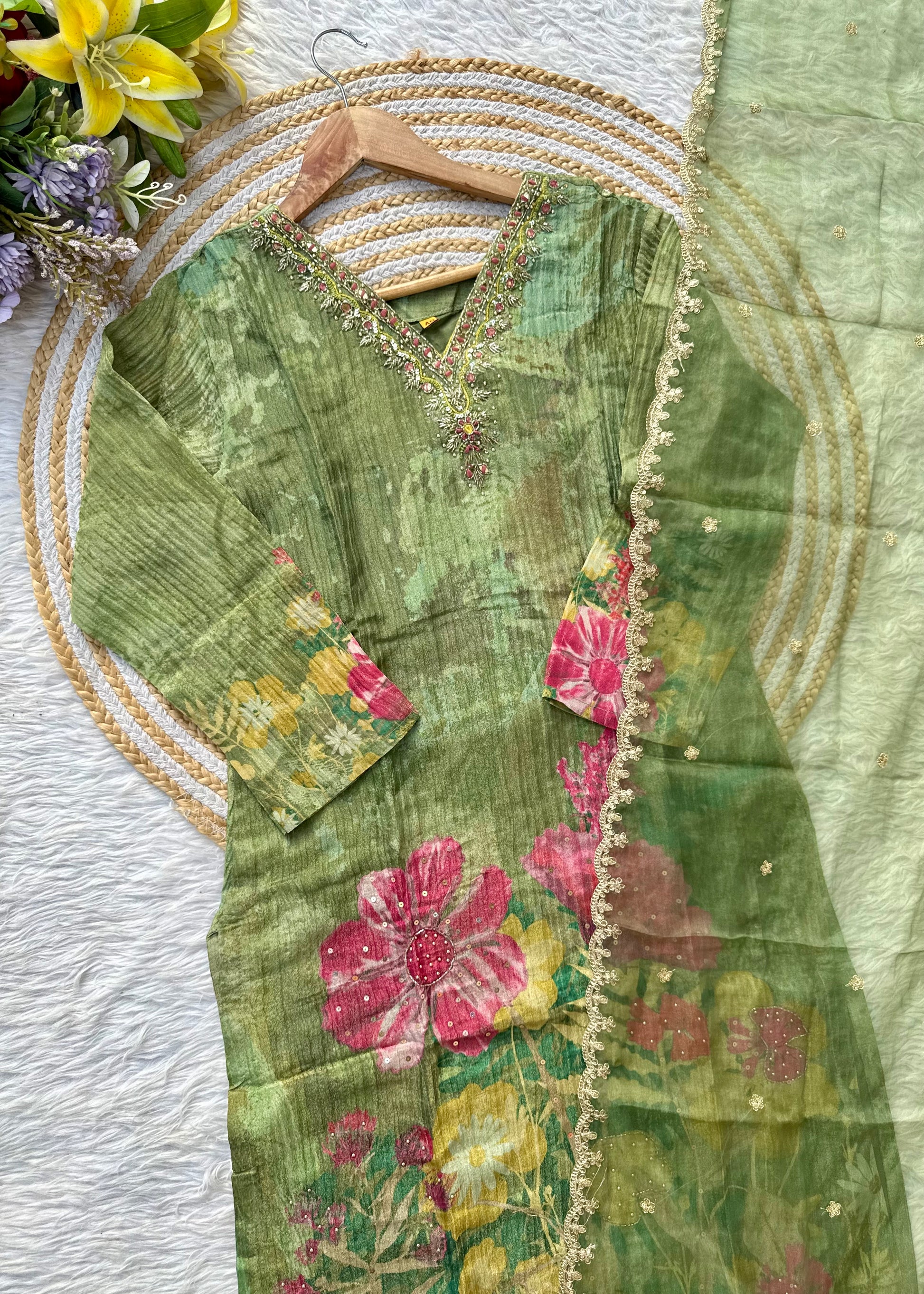 “Darkaar" Premium printed Tissue silk handcrafted kurti bottom with dupatta set 🛍️