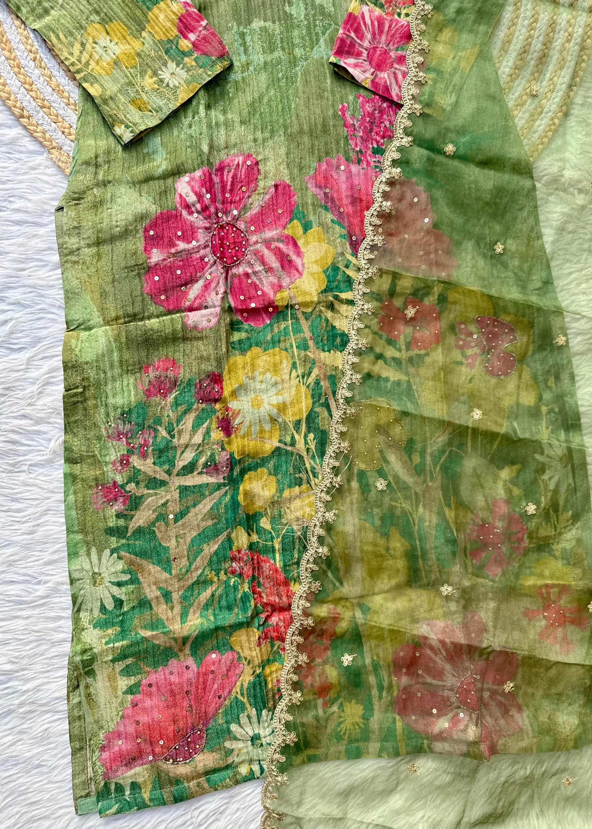 “Darkaar" Premium printed Tissue silk handcrafted kurti bottom with dupatta set 🛍️