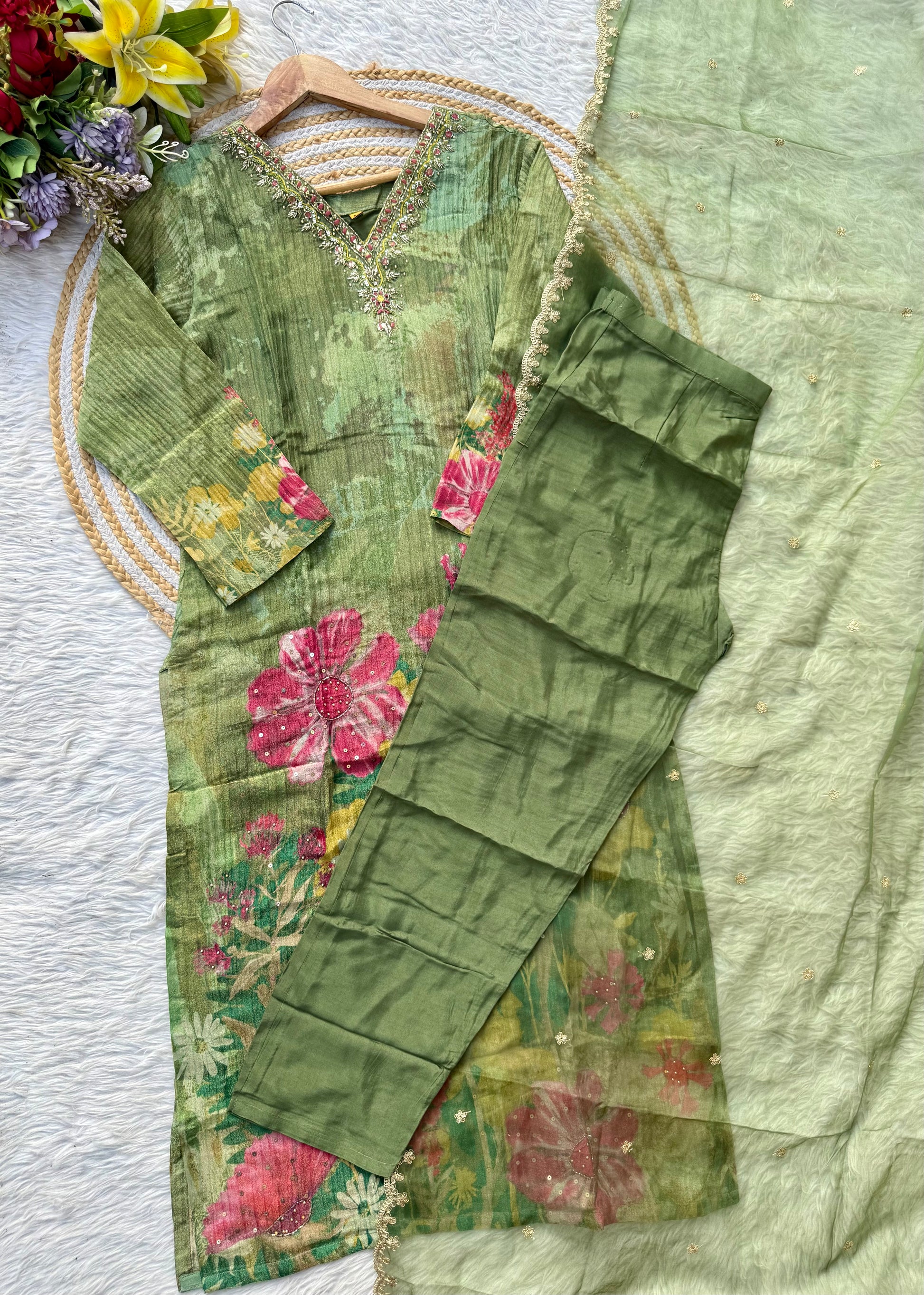 “Darkaar" Premium printed Tissue silk handcrafted kurti bottom with dupatta set 🛍️