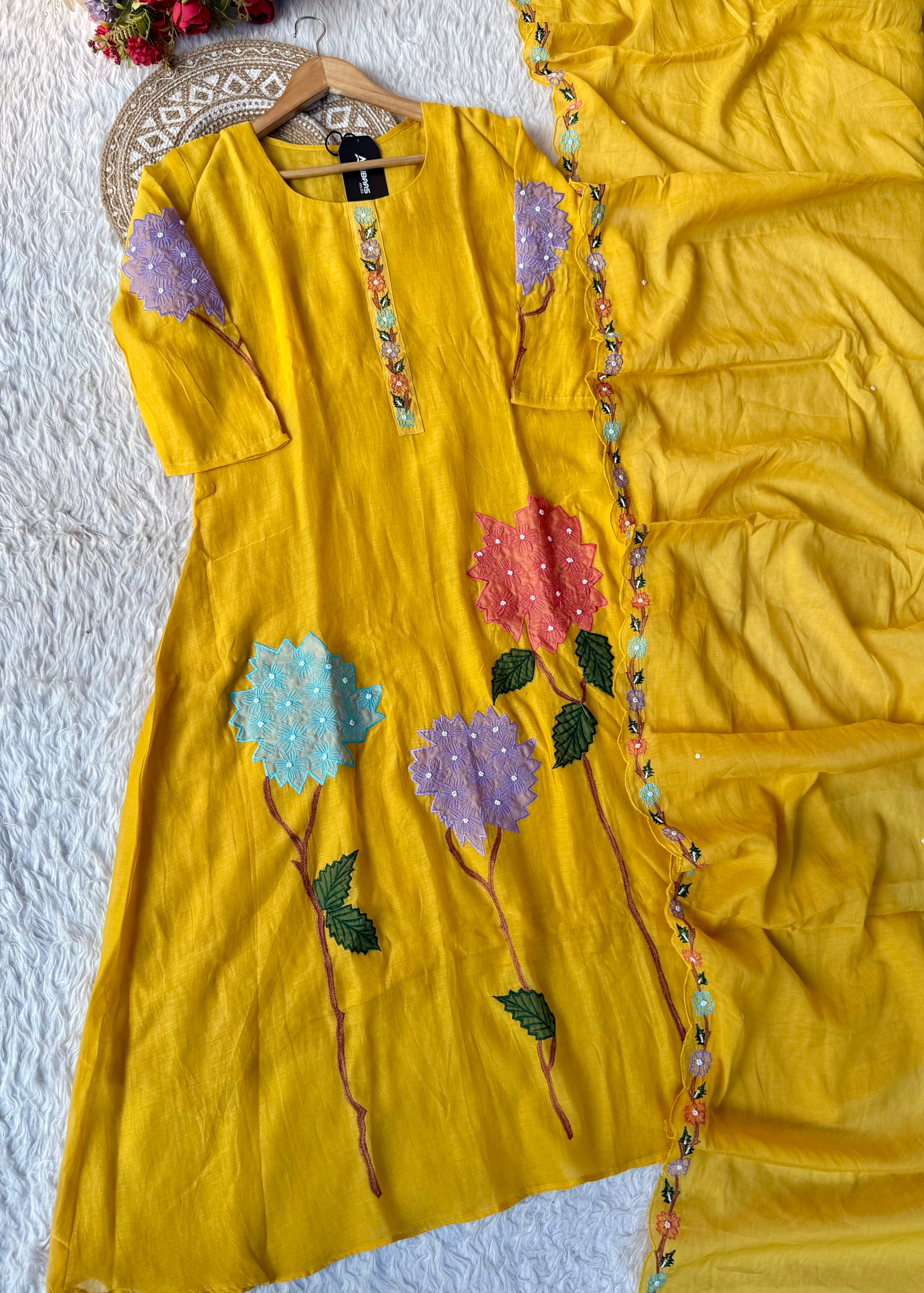 “Gulshan” Gul-E-Noor Banarsi Mul Chanderi A-Line Kurta Set