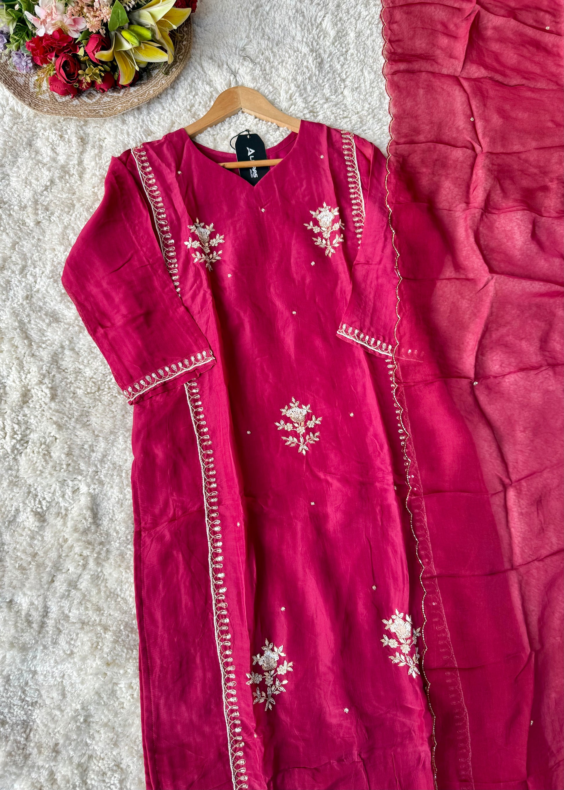 “Ujjwal” Trending Organza Viscose Suit set 🛍️